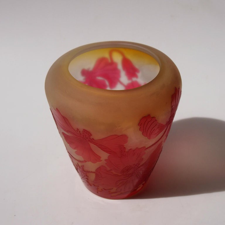 Superb signed French Art Nouveau Emile Galle cameo vase - in red over graduated opal orange in one of the Classic Emile Galle shapes -It shows in Fine detail blooming poppies - buds, opening flowers, full out flowers and fading flowers circa