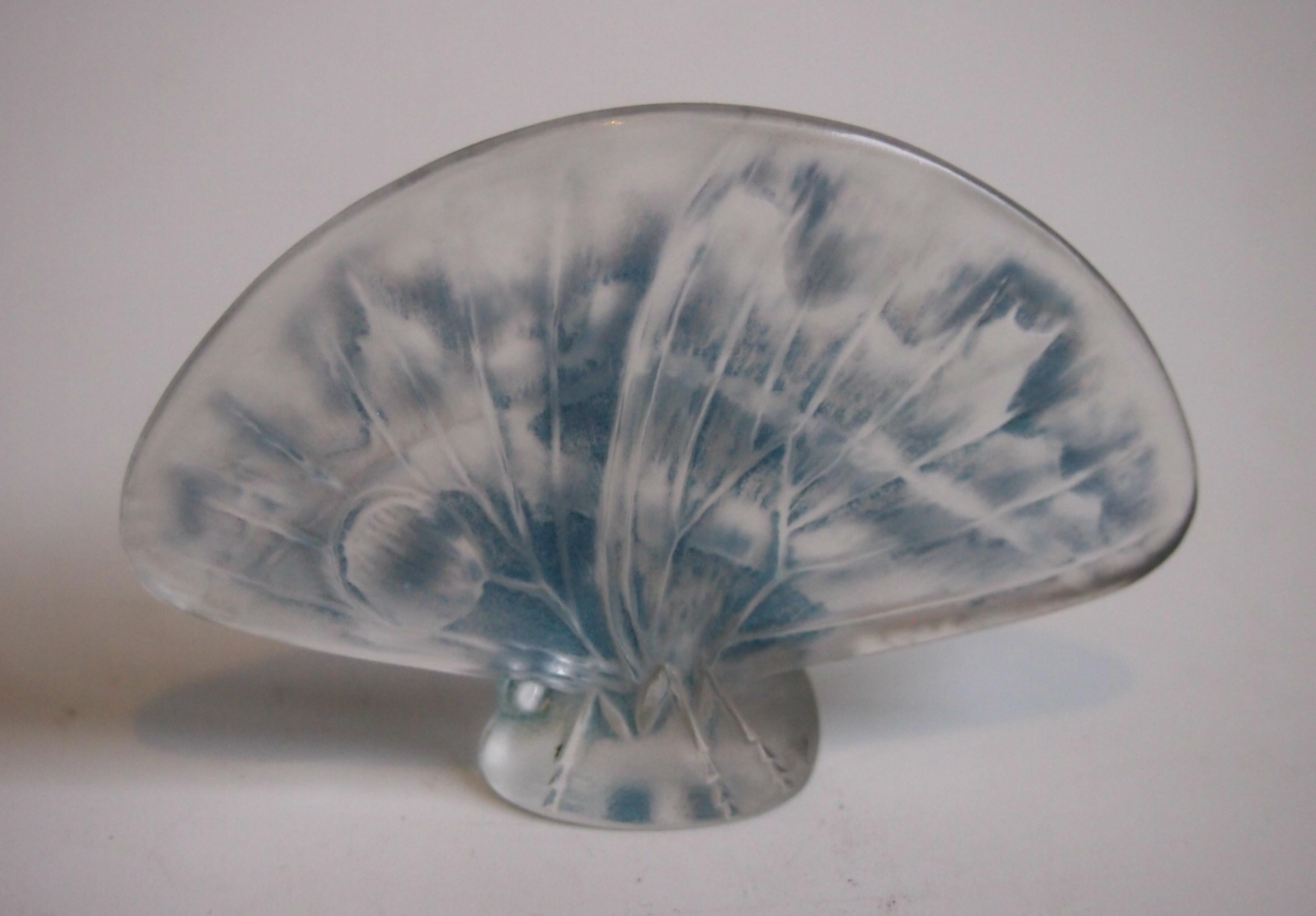 French Art Nouveau Rene Lalique Butterfly Glass Cachet 1, 919 In Good Condition For Sale In Worcester Park, GB