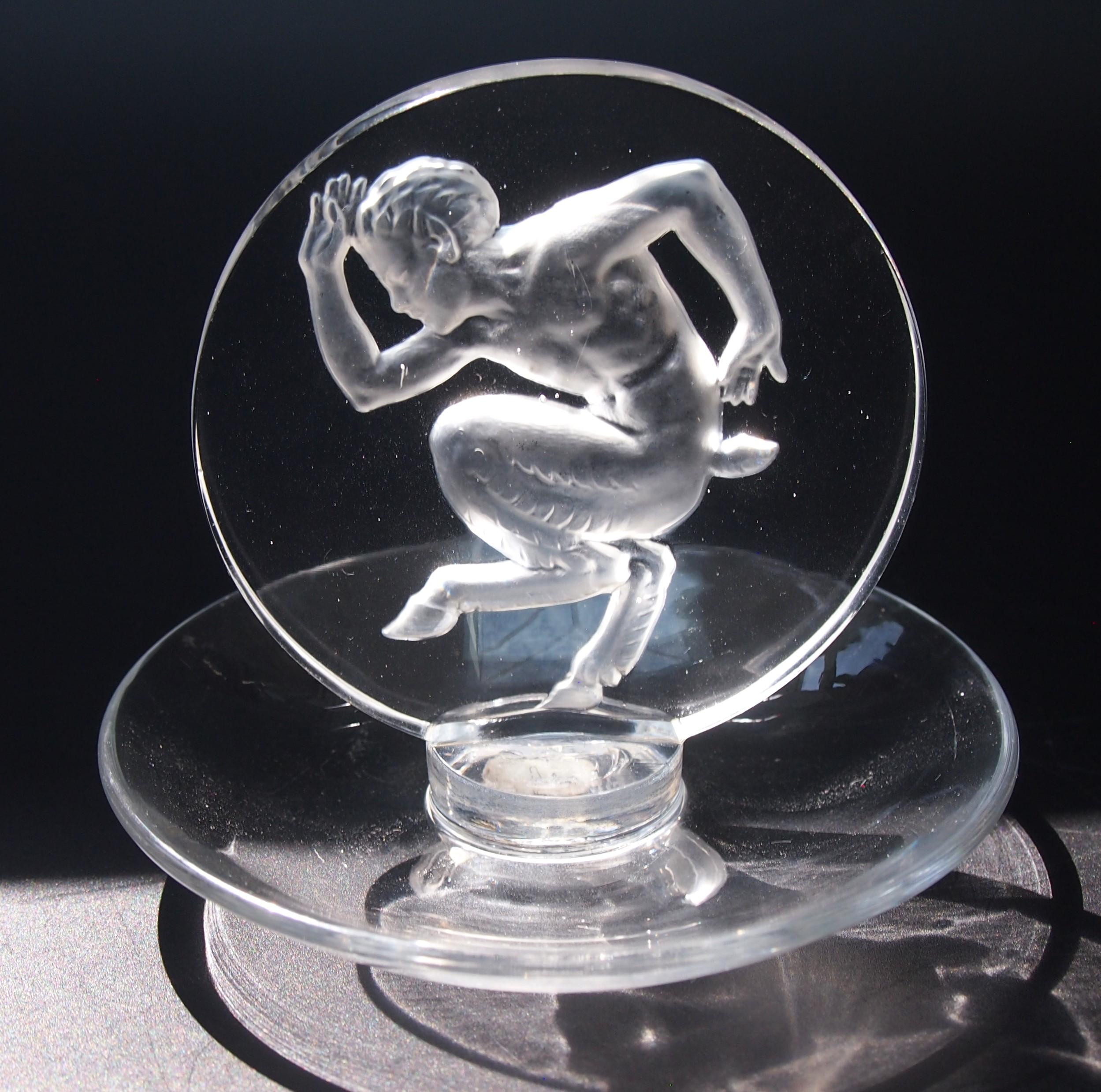 French Art Nouveau Rene Lalique Faune Glass Dish, 1931 For Sale 2