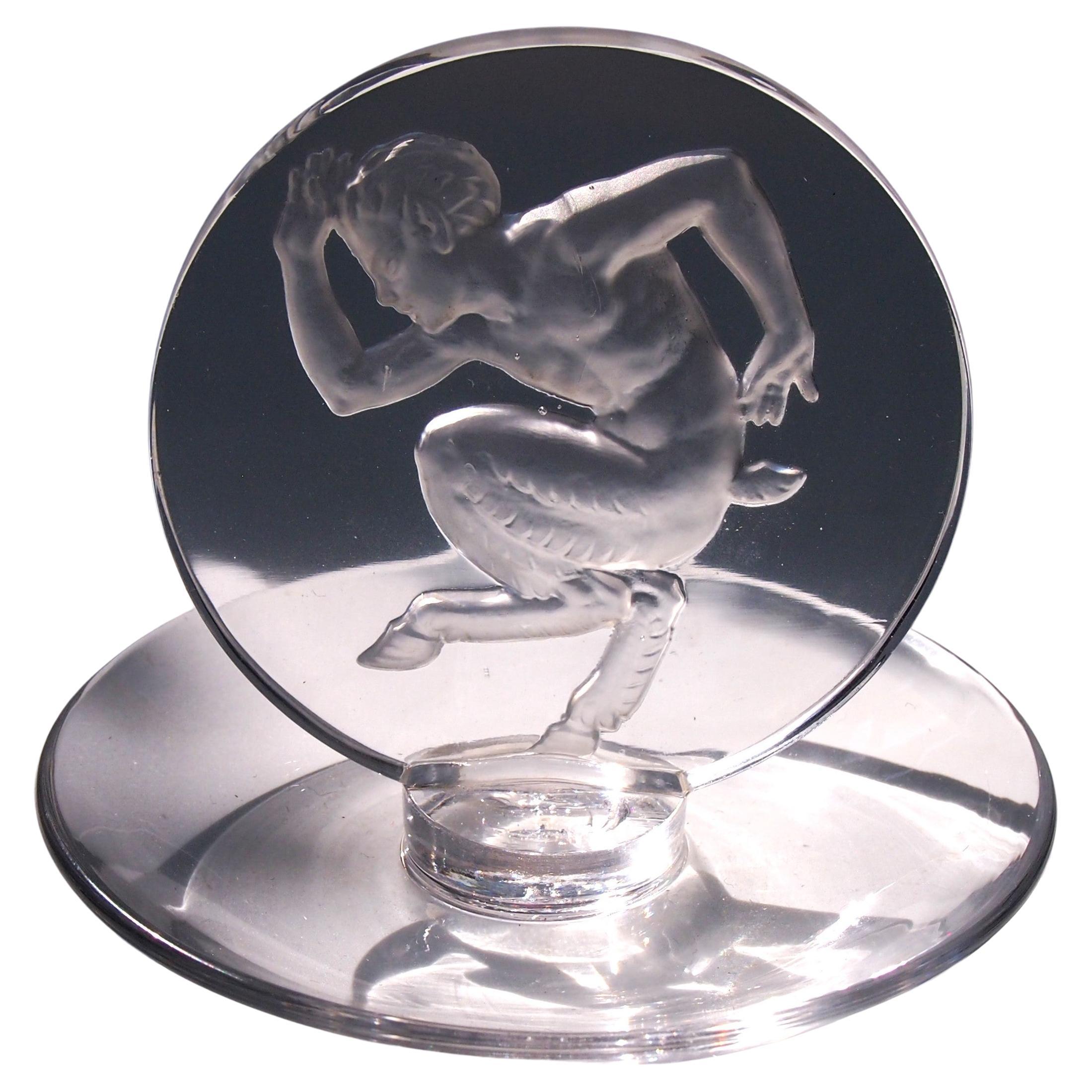 Piatto di vetro Art Nouveau francese Rene Lalique Faune, 1931