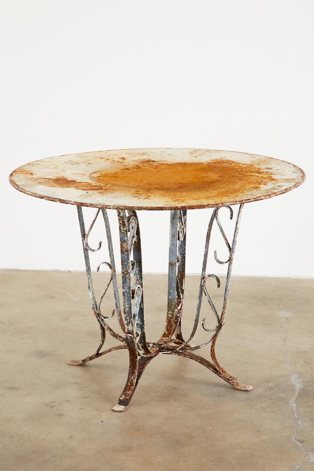 20th Century French Art Nouveau Round Iron Tulip Garden Dining Table