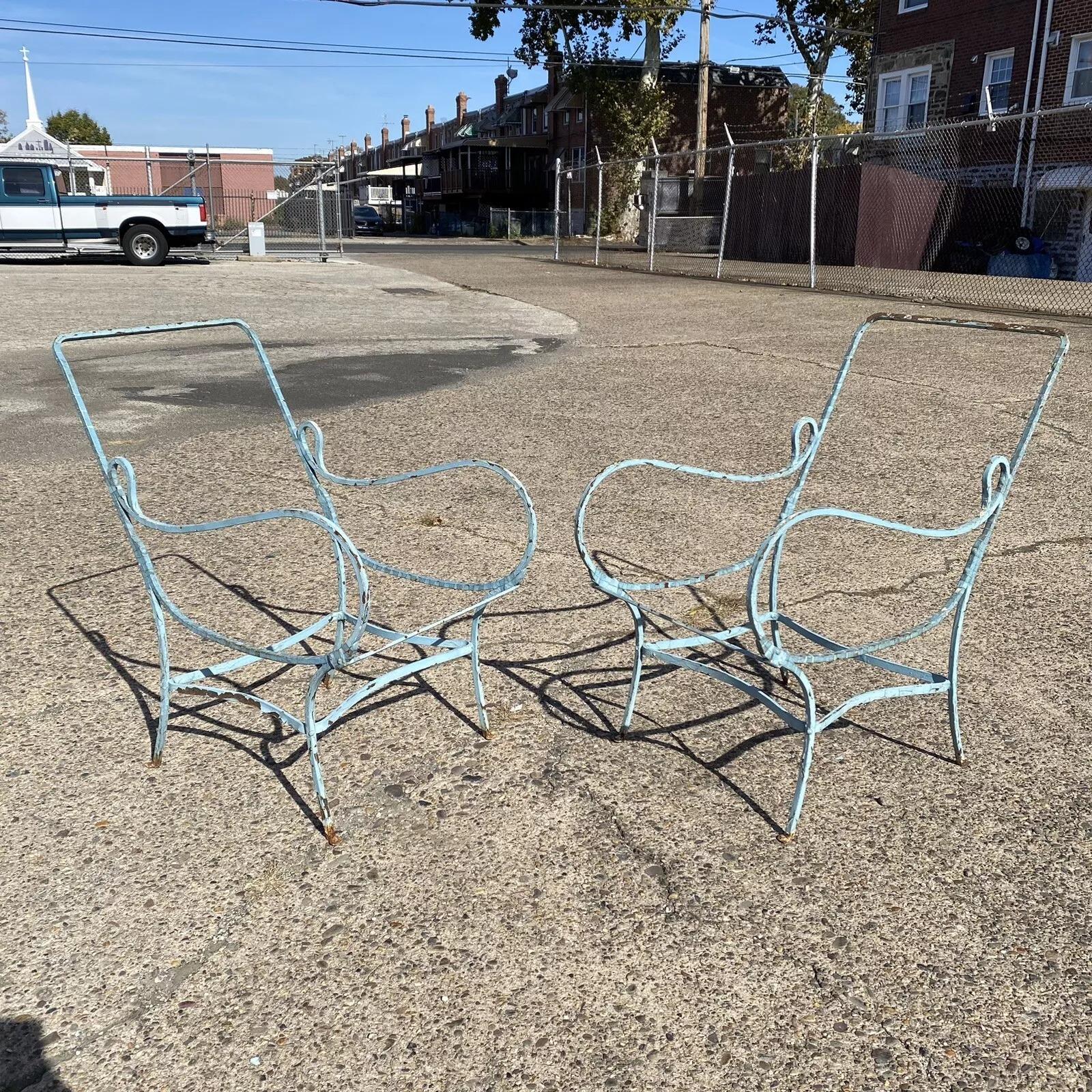 French Art Nouveau Sculptural Wrought Iron Garden Patio Lounge Chairs - a Pair For Sale 7