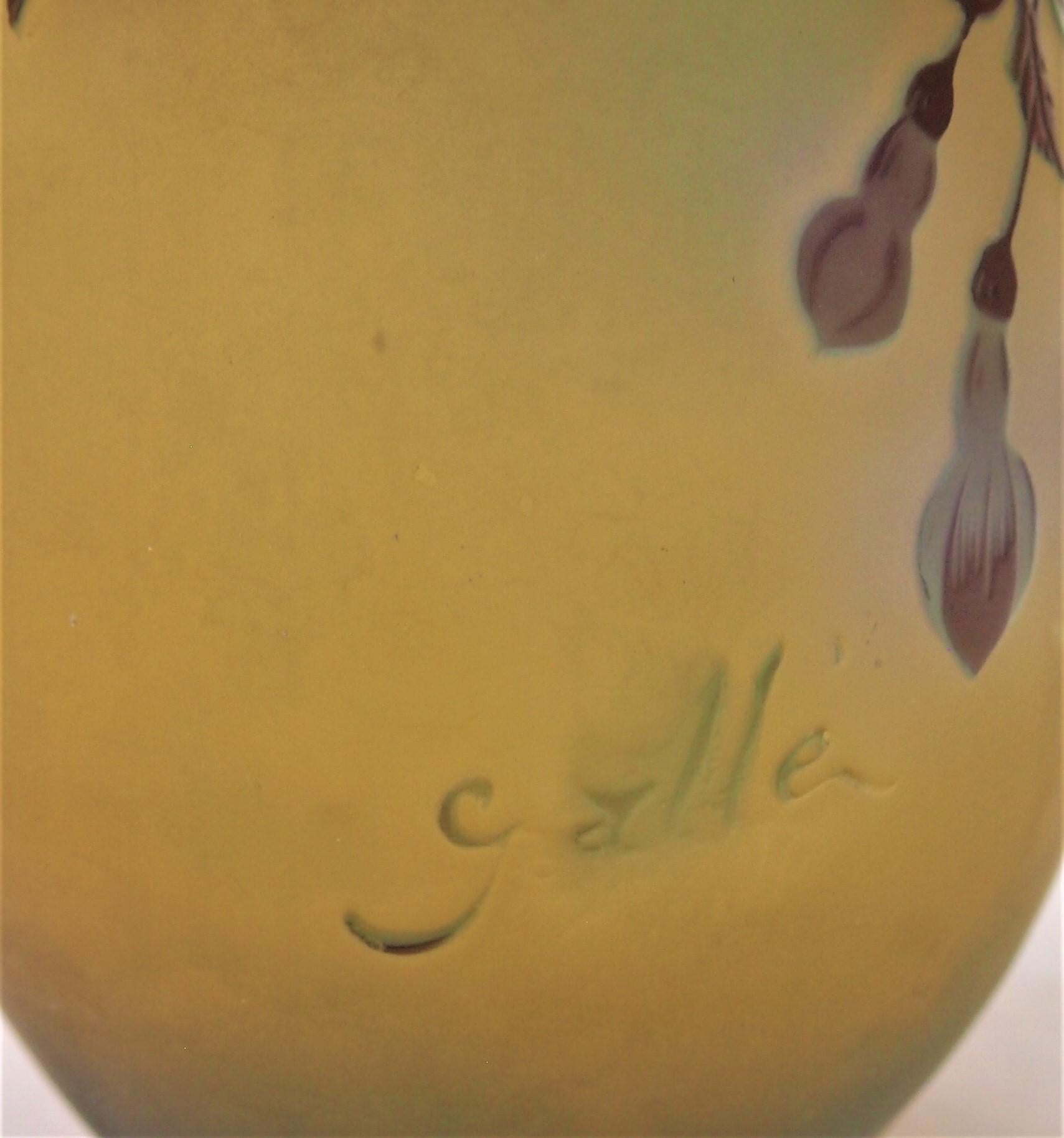 French Art Nouveau Signed Fuchsia Emile Gallé Cameo Glass Vase circa, 1920 For Sale 1