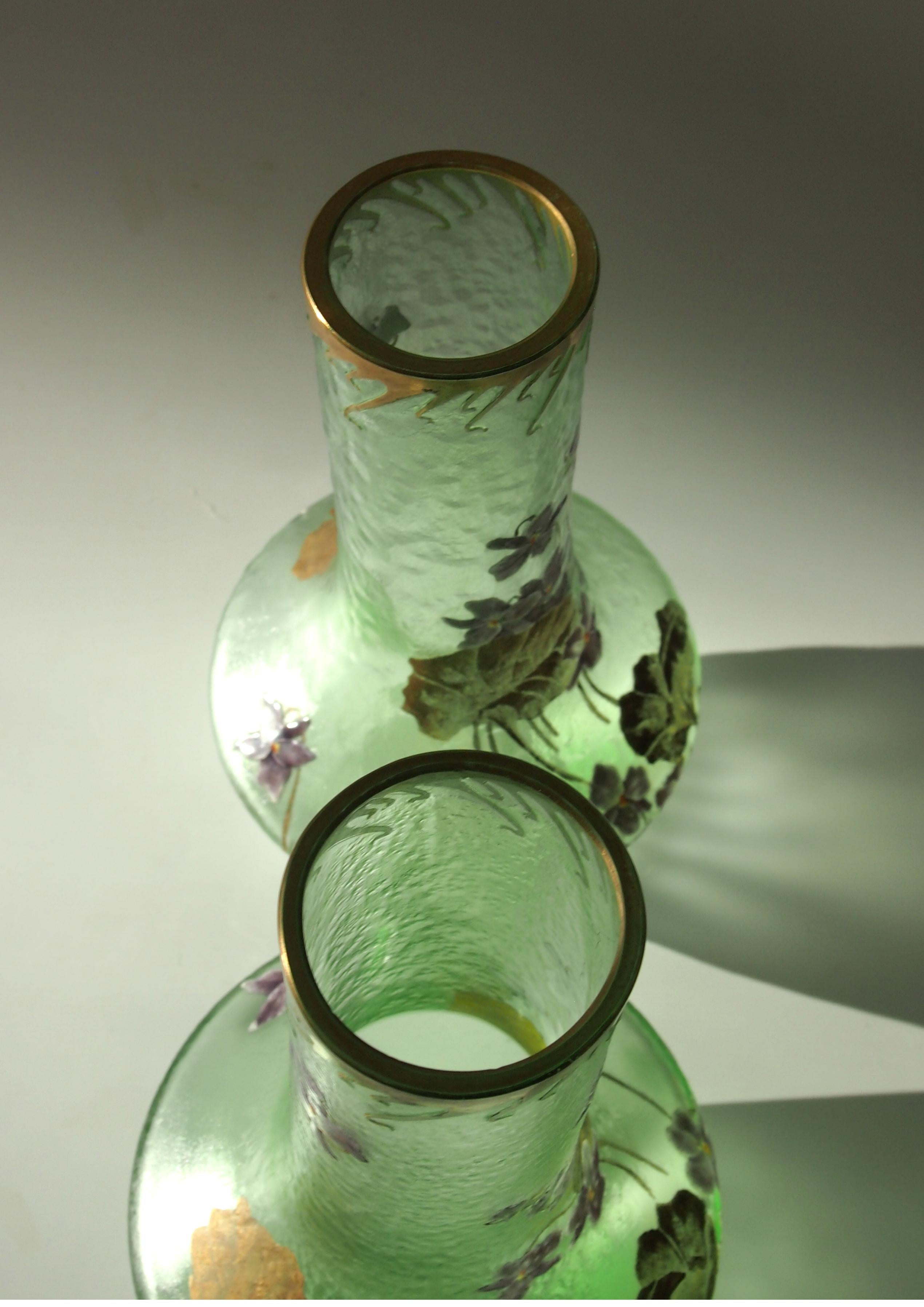 French Art Nouveau Legras Pair of Acid Cut Back Violets Glass Vases, circa 1898 For Sale 1