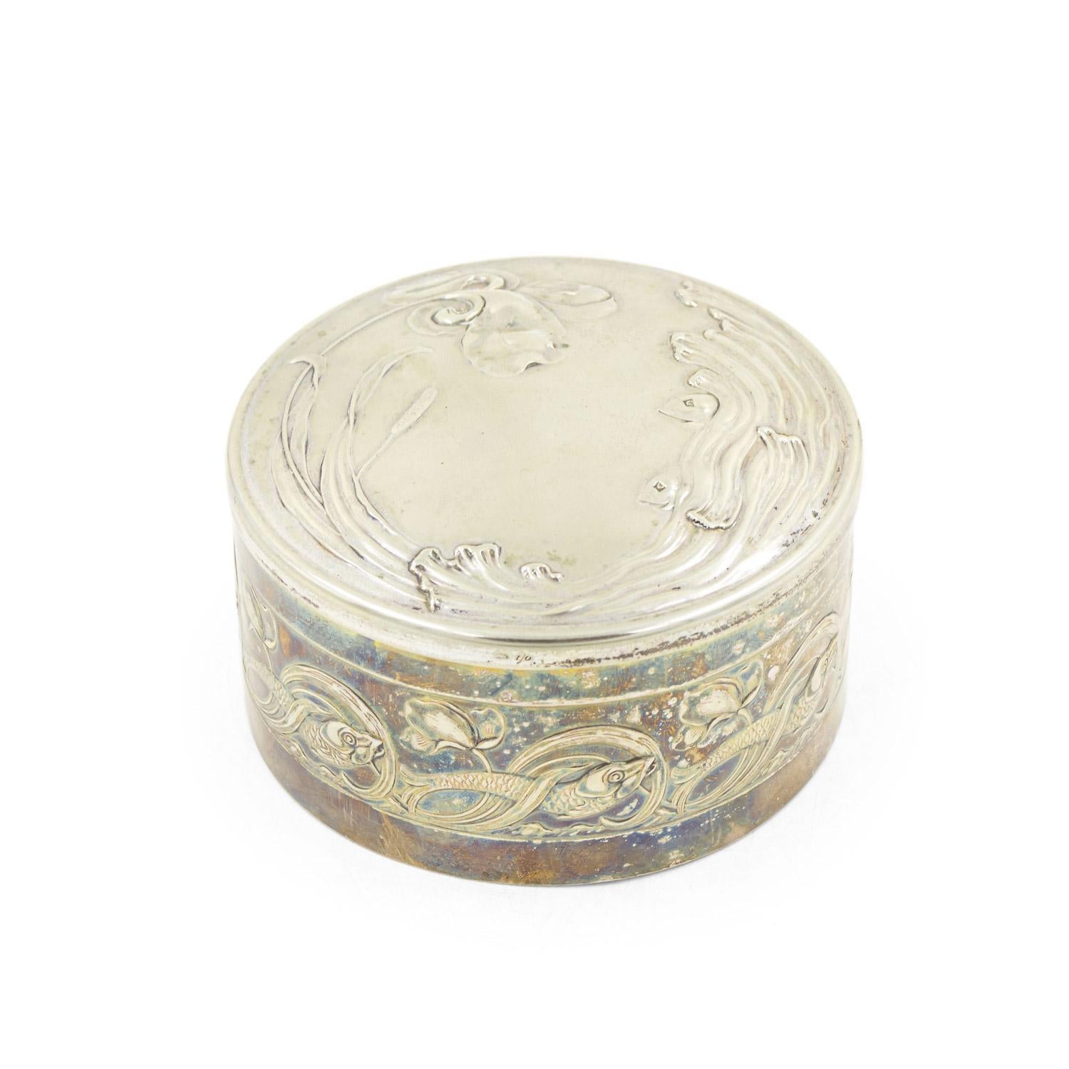 Francese Scatola d'argento in stile Art Nouveau francese in vendita