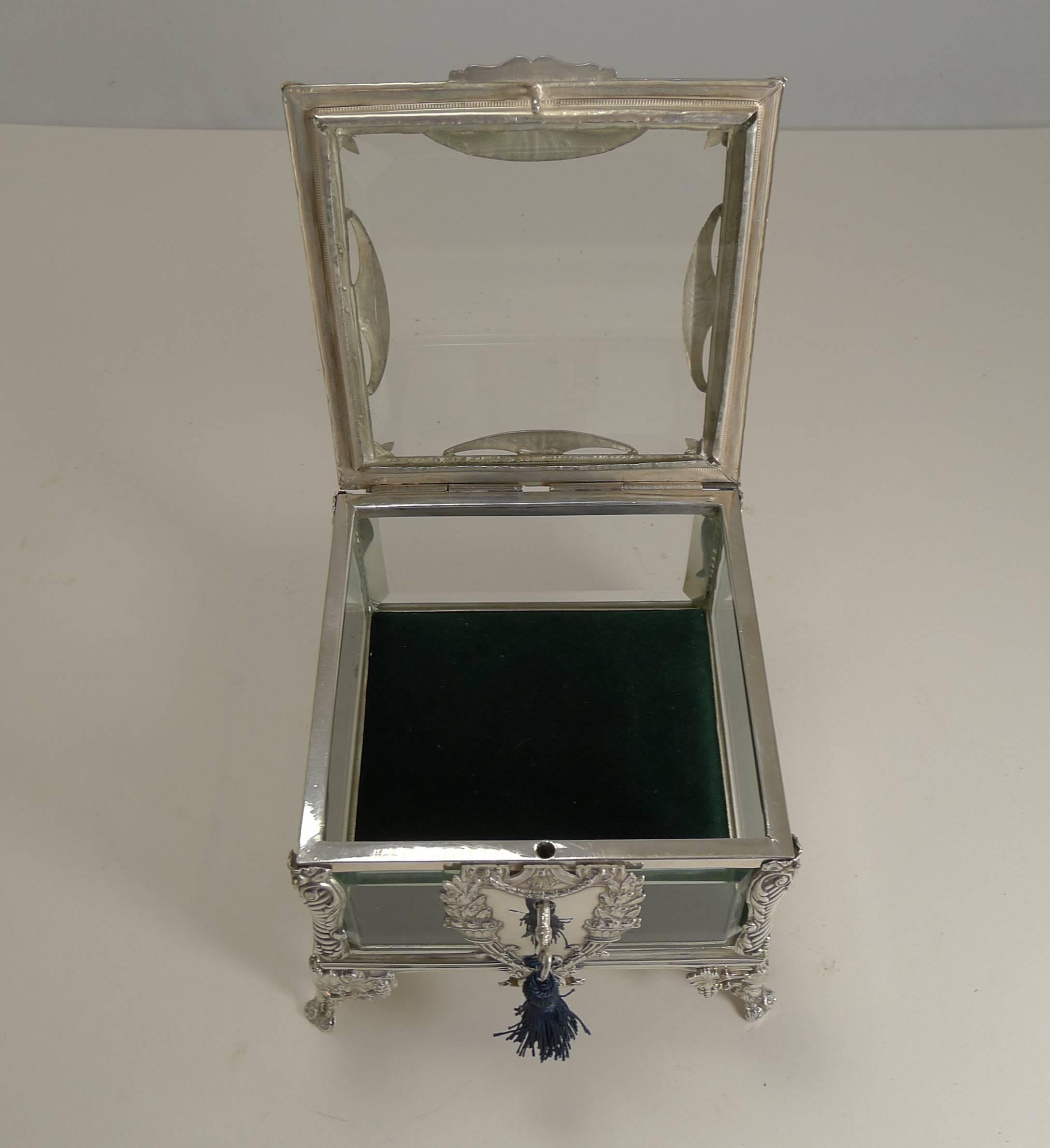 French Art Nouveau Silver Plate and Enamel Jewelry Box, circa 1900 5