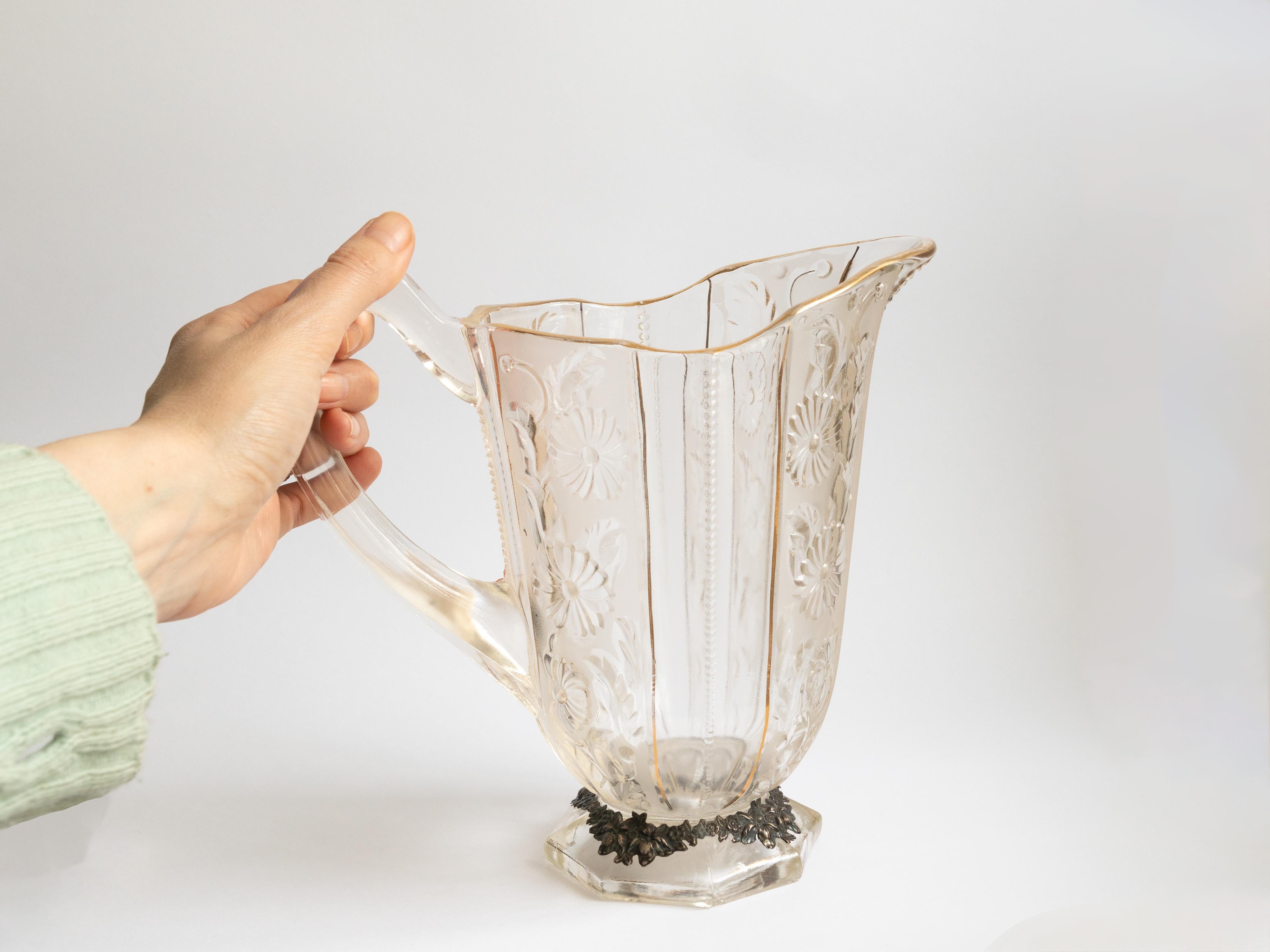 Französischer versilberter Jugendstilkrug, 20. Jahrhundert (Art nouveau) im Angebot