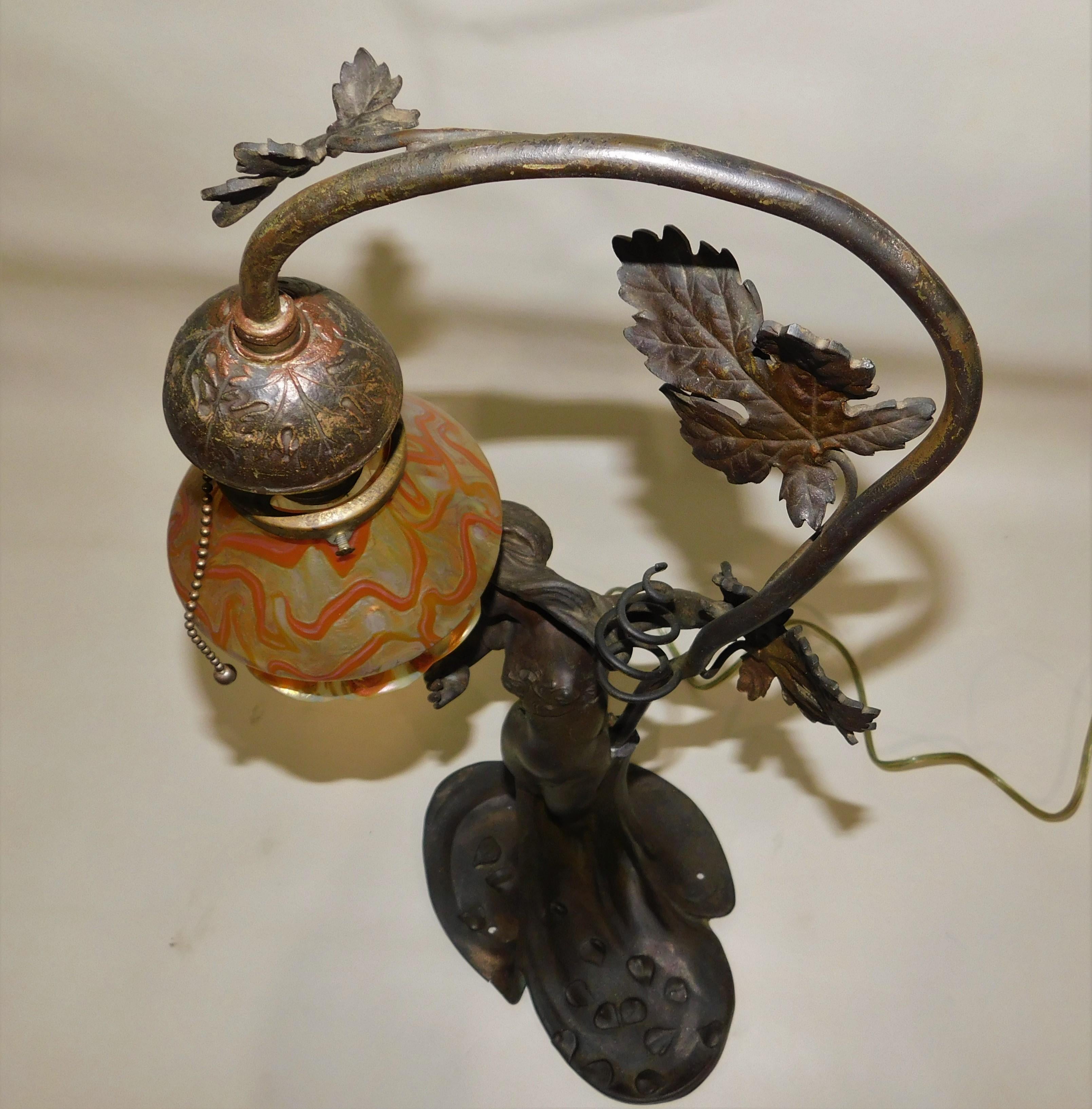 French Art Nouveau Spelter Table Lamp with Vintage Loetz Art Glass Shade In Good Condition In Hamilton, Ontario