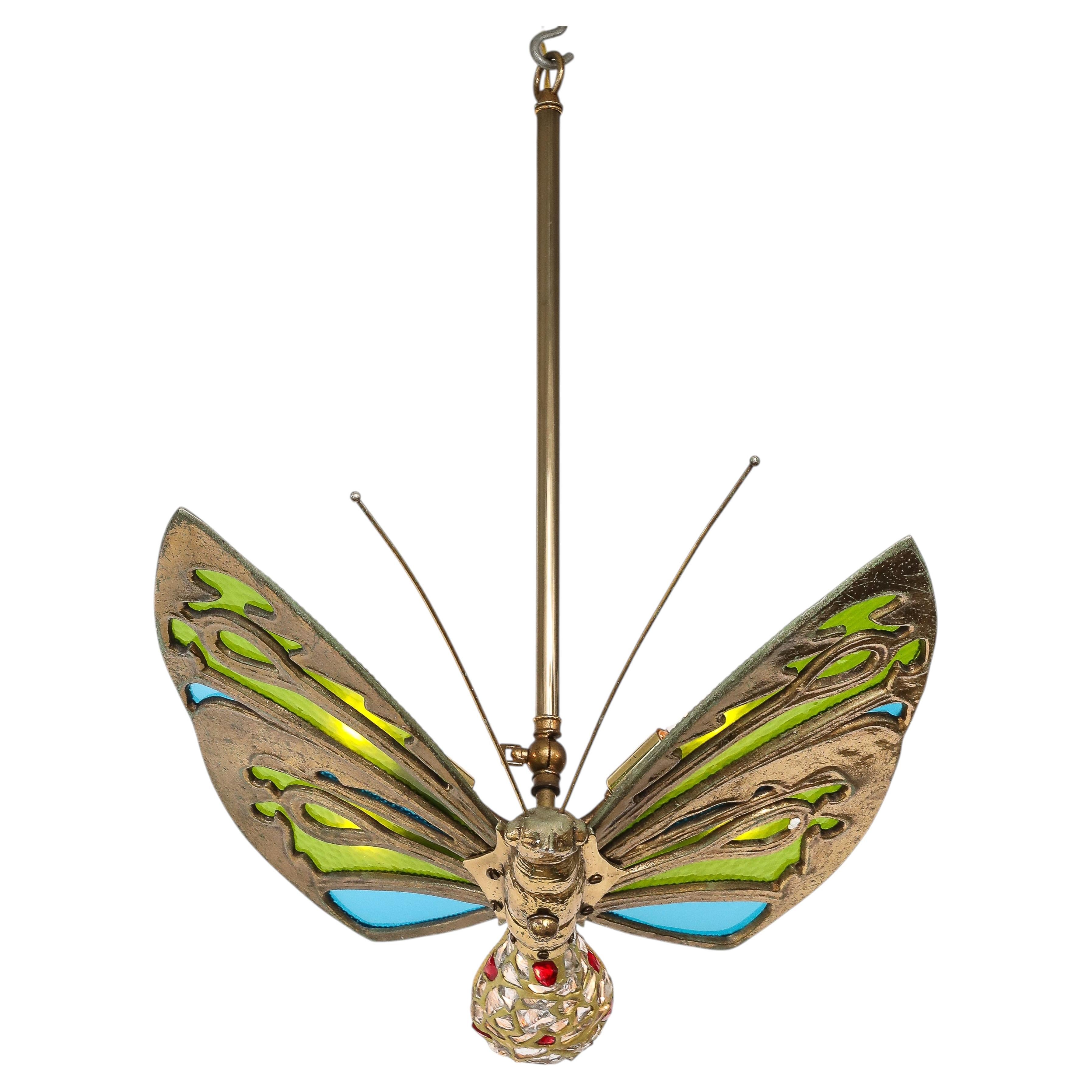 Ciondolo a forma di farfalla in vetro colorato in stile Art Nouveau francese