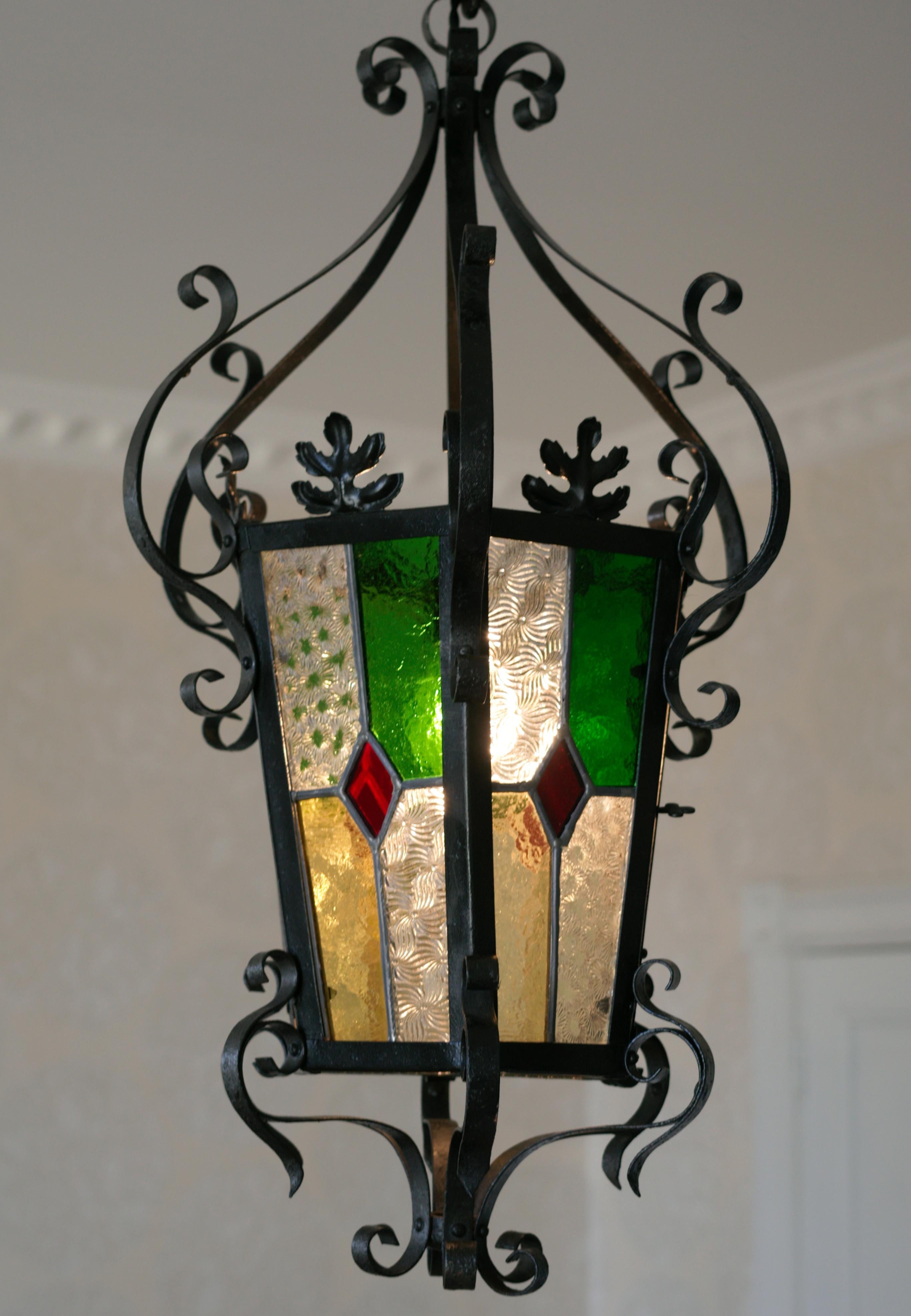 Lanterne française Art Nouveau en verre teinté, 1890-1900 Excellent état - En vente à Saint-Amans-des-Cots, FR