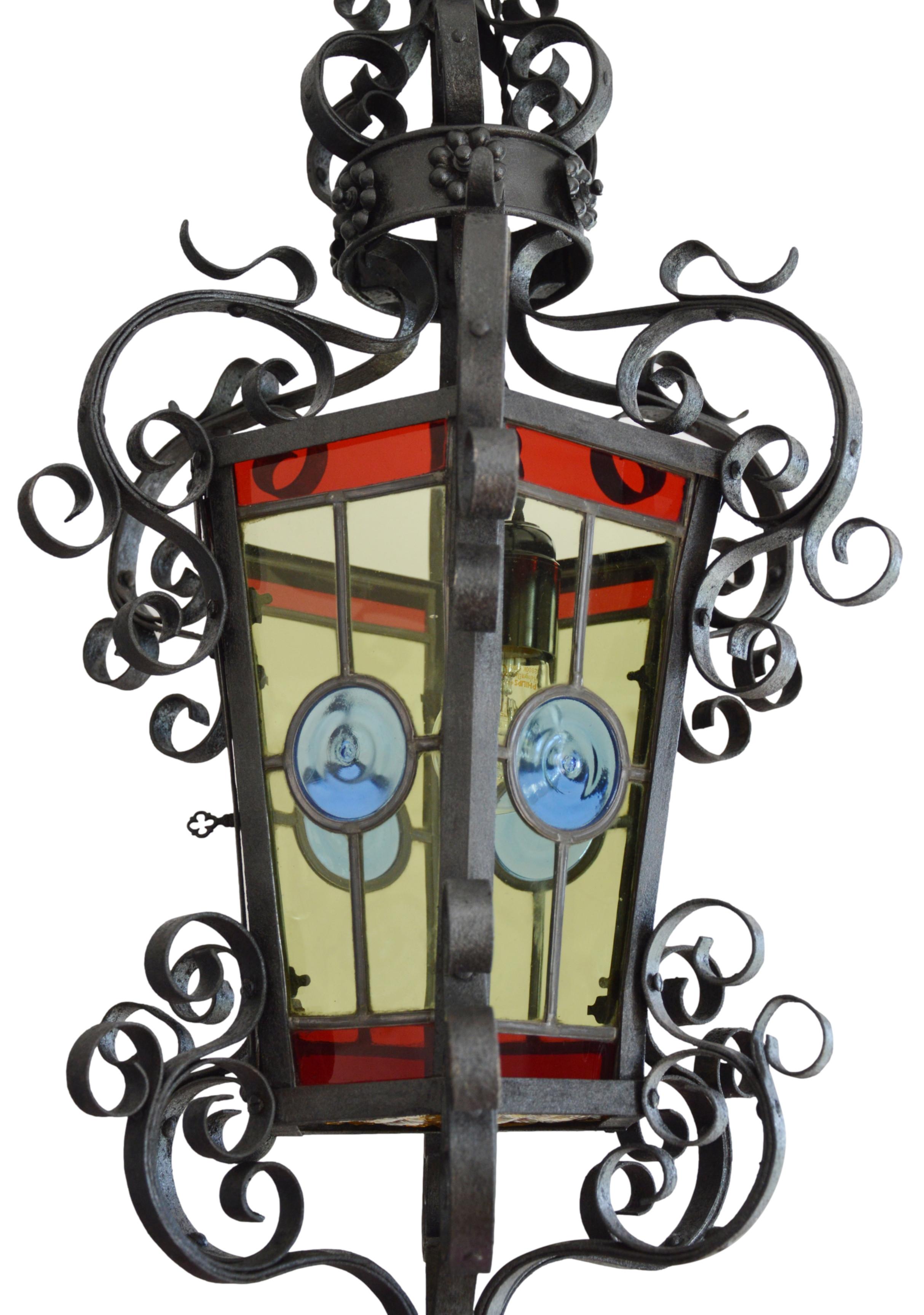 Lanterne française Art Nouveau en verre teinté, 1890-1900 Bon état à Saint-Amans-des-Cots, FR