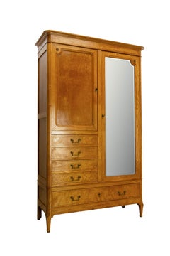 Armoire de toilette de style Art nouveau français avec miroir biseauté, CIRCA 1920