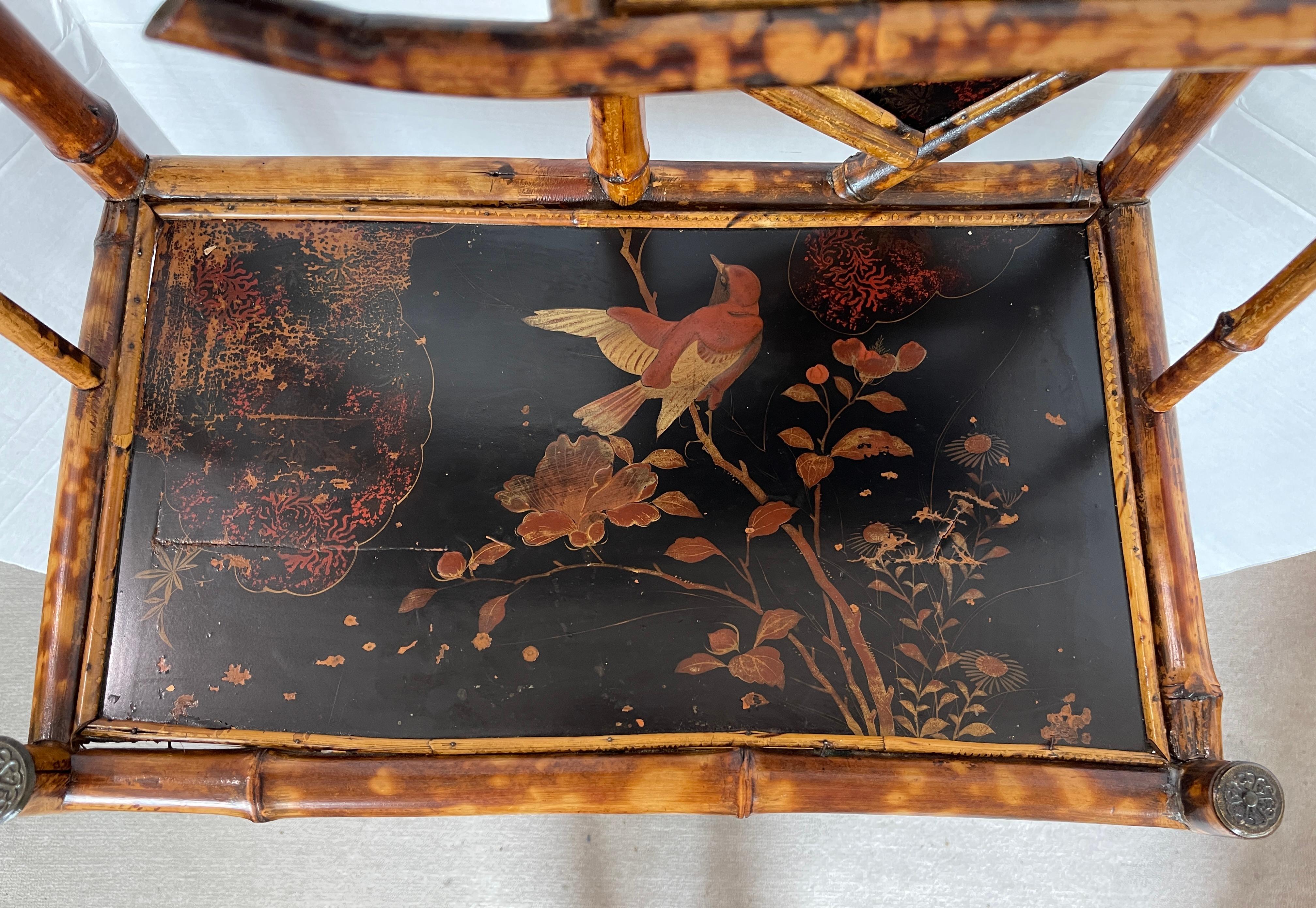 Étagère de bibliothèque Art nouveau français en écaille de tortue, bambou et laque Chinoiserie en vente 14