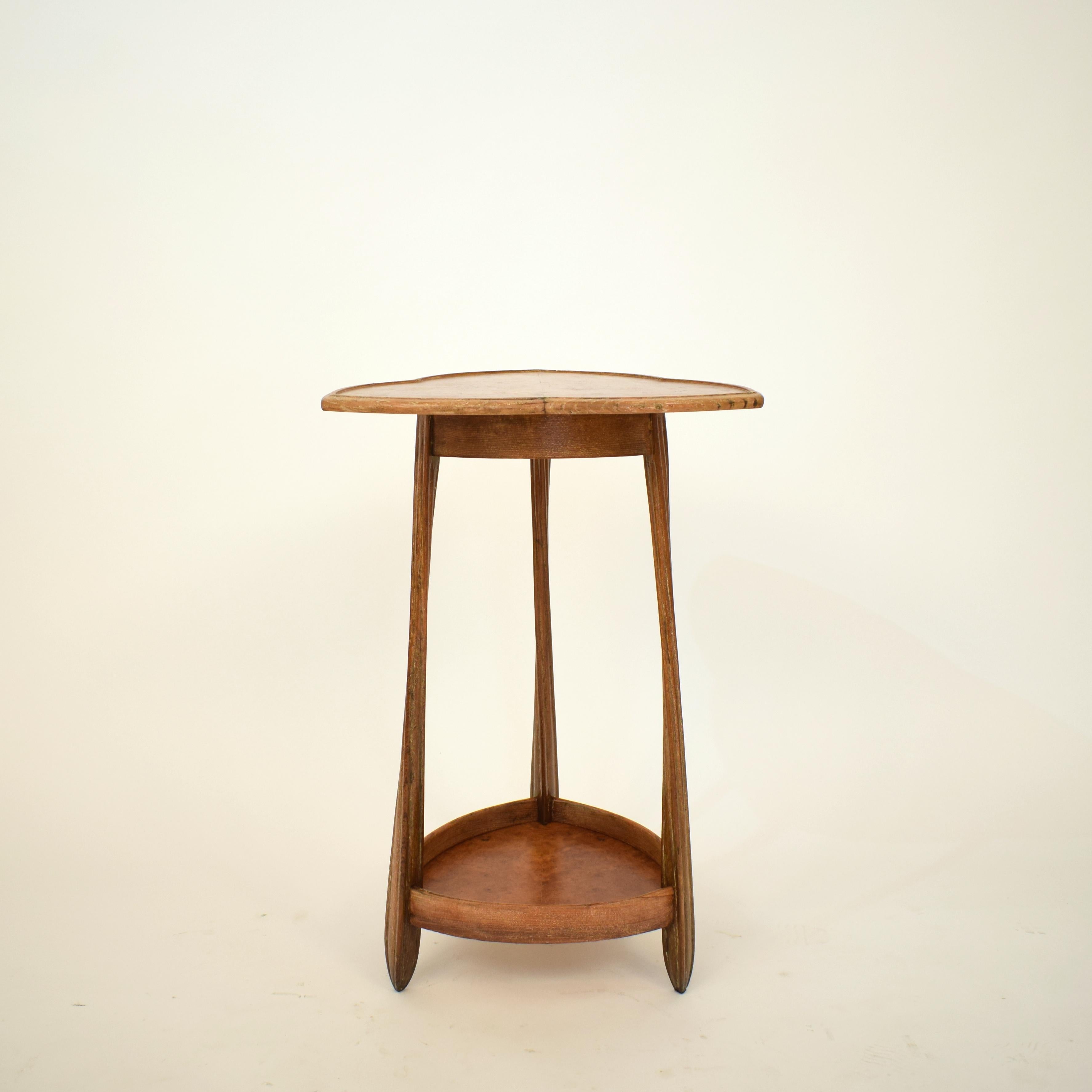 French Art Nouveau Triangular Side Table by Louis Majorelle in Walnut and Oak 8