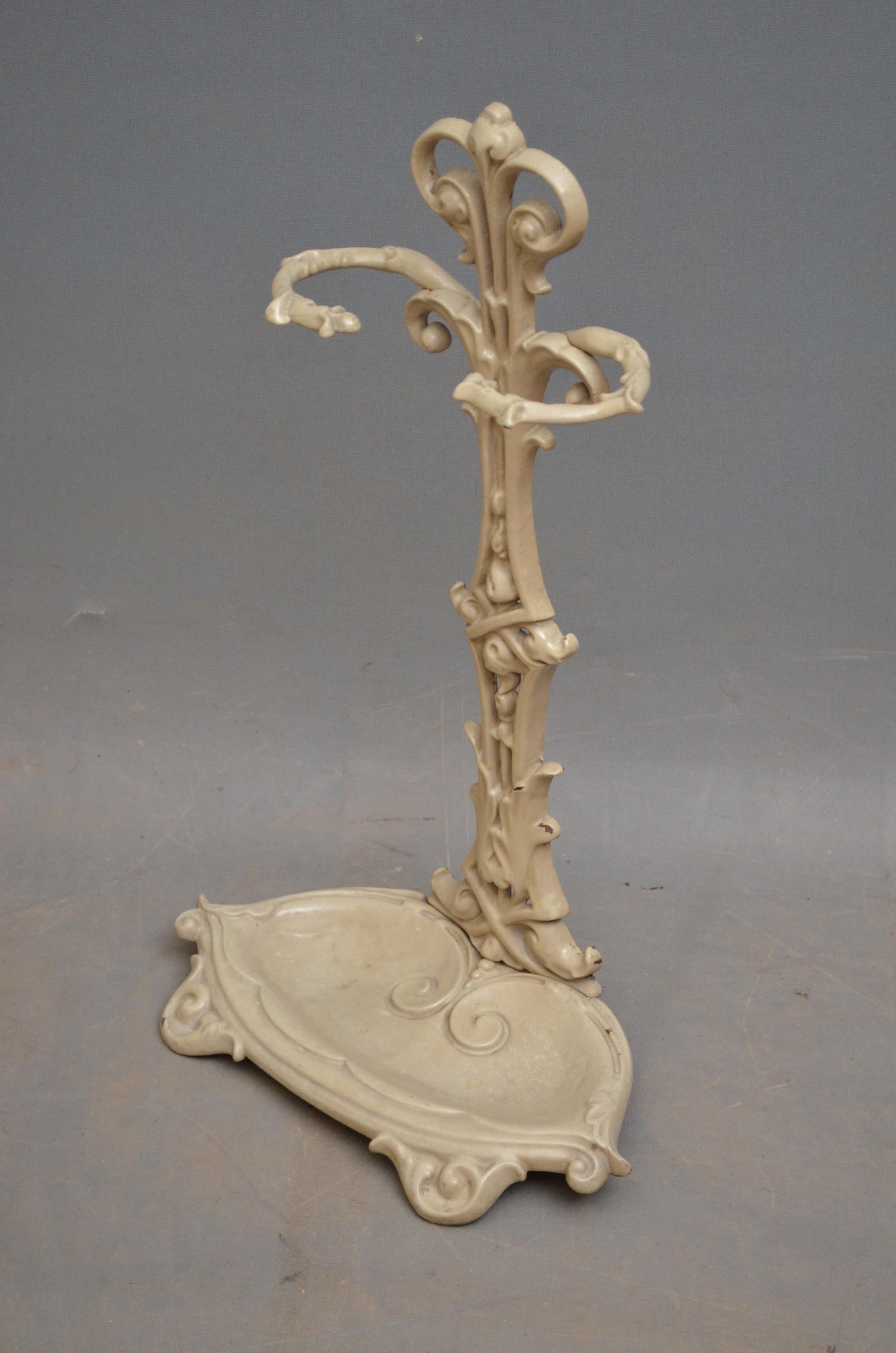Französischer Jugendstil-Schirmständer / Stockständer oder Feuereisenständer (Emaille) im Angebot