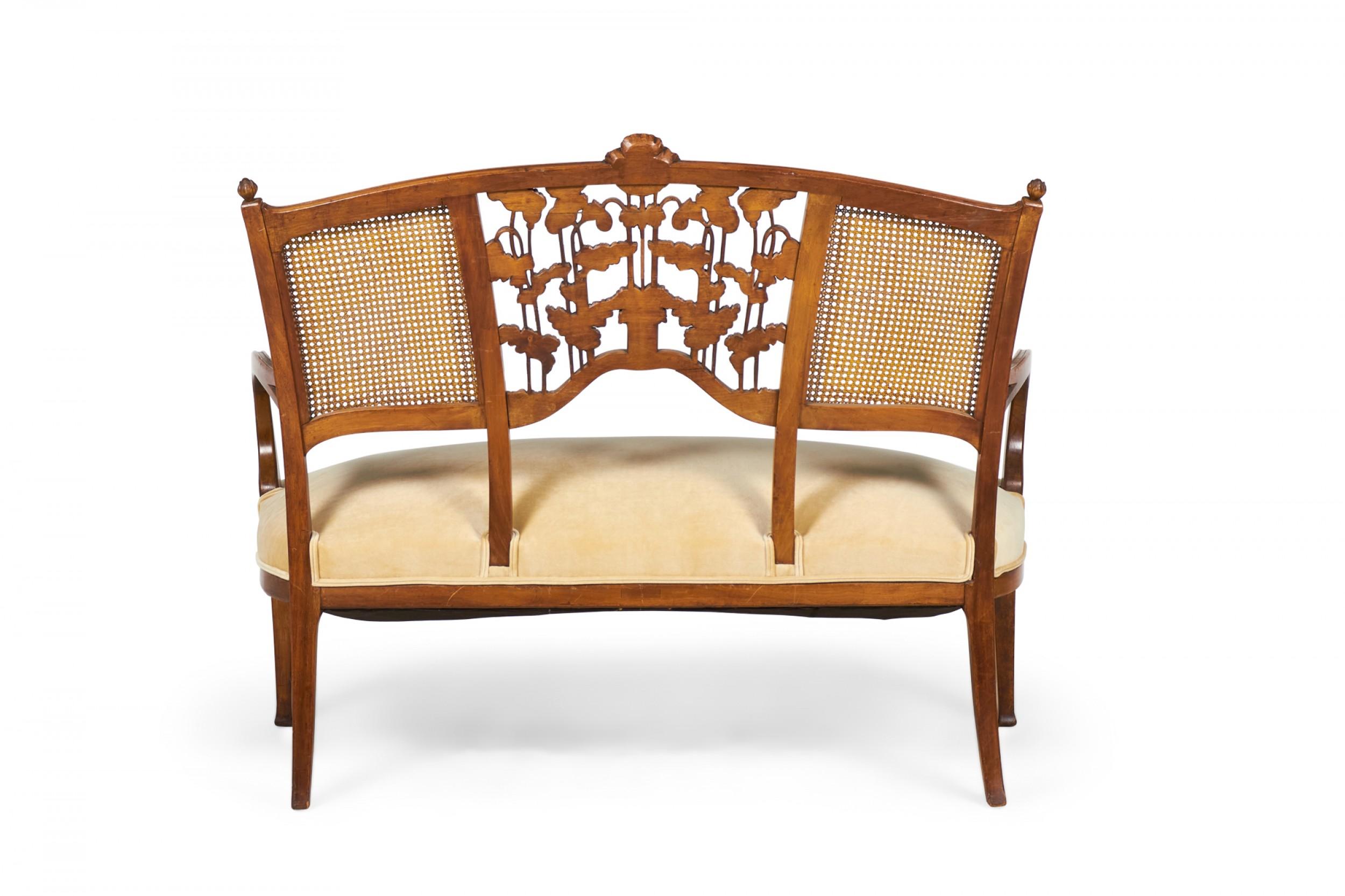 20th Century French Art Nouveau Walnut 5-Piece Living Room Set with Floral Filigree For Sale