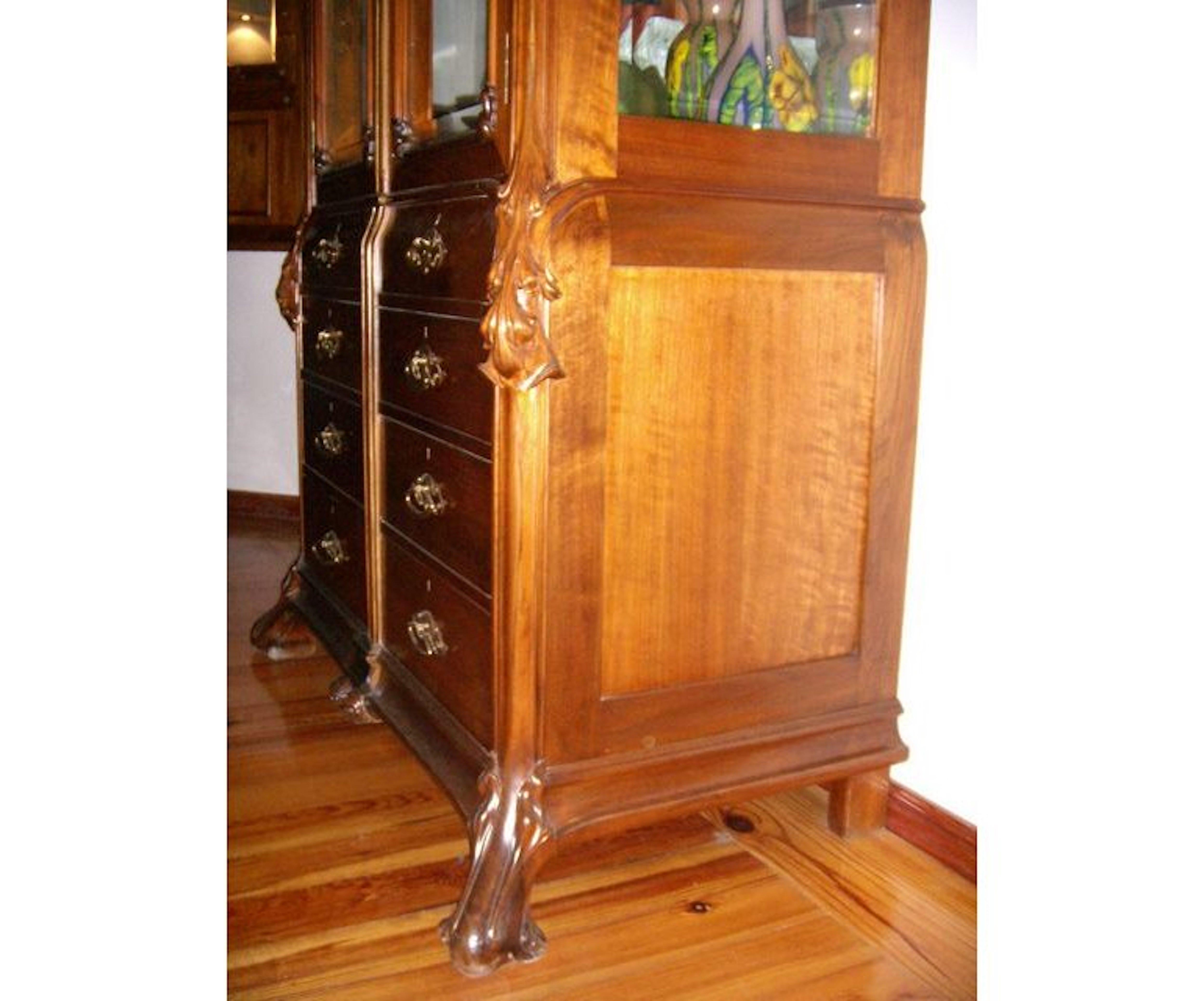 French Art Nouveau Walnut Display Cabinet For Sale 2