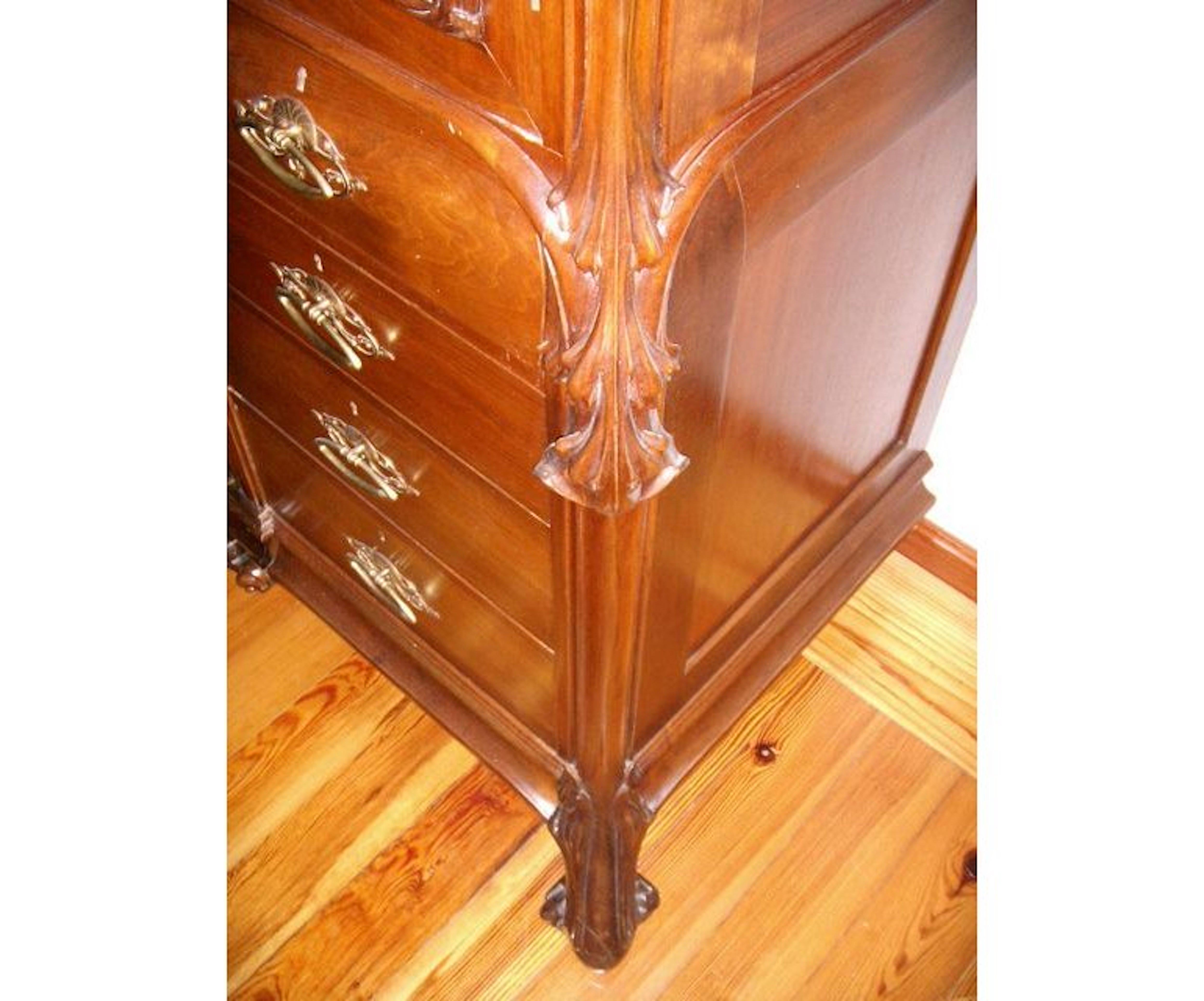 French Art Nouveau Walnut Display Cabinet For Sale 3
