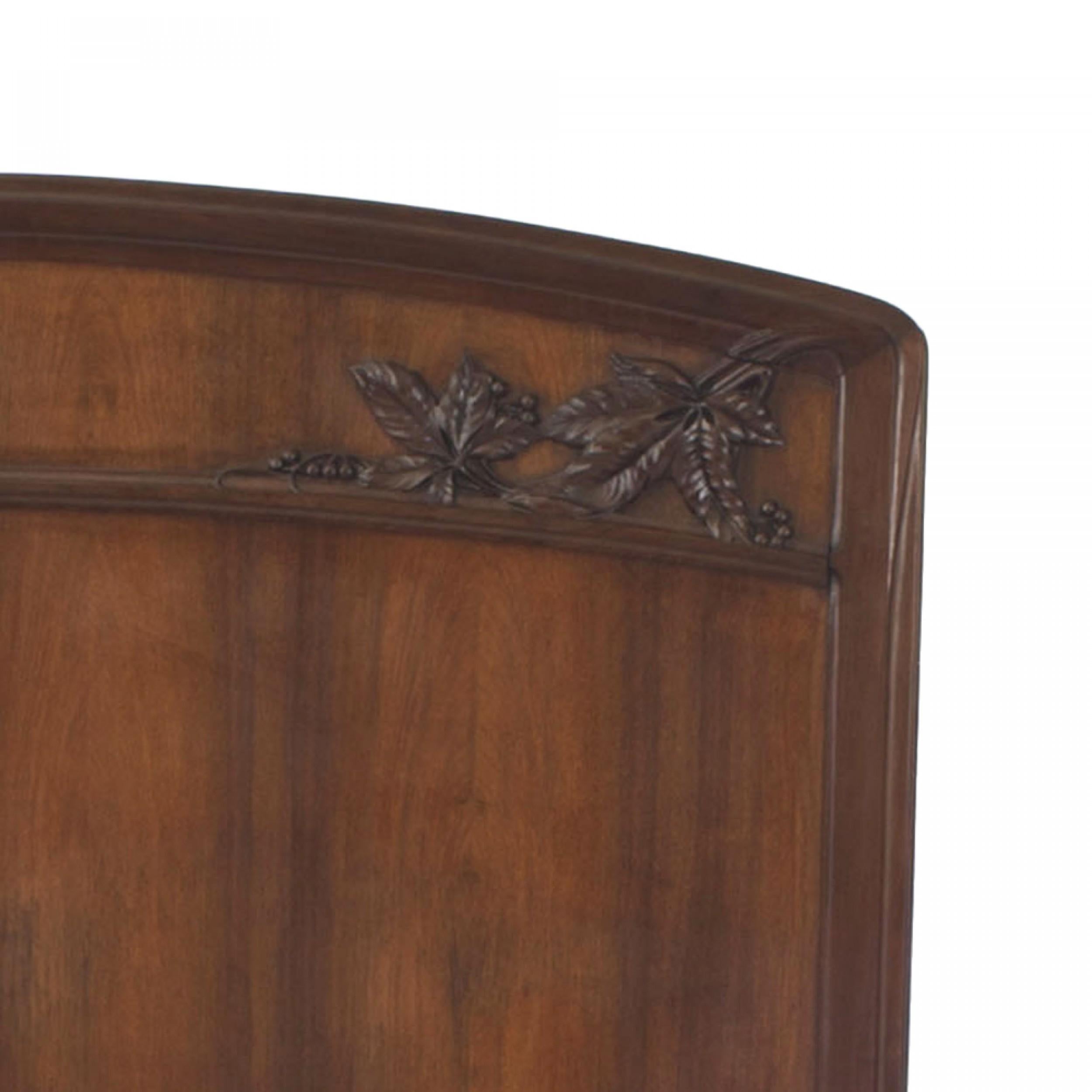 French Art Nouveau Walnut Full Bed In Good Condition For Sale In Queens, NY