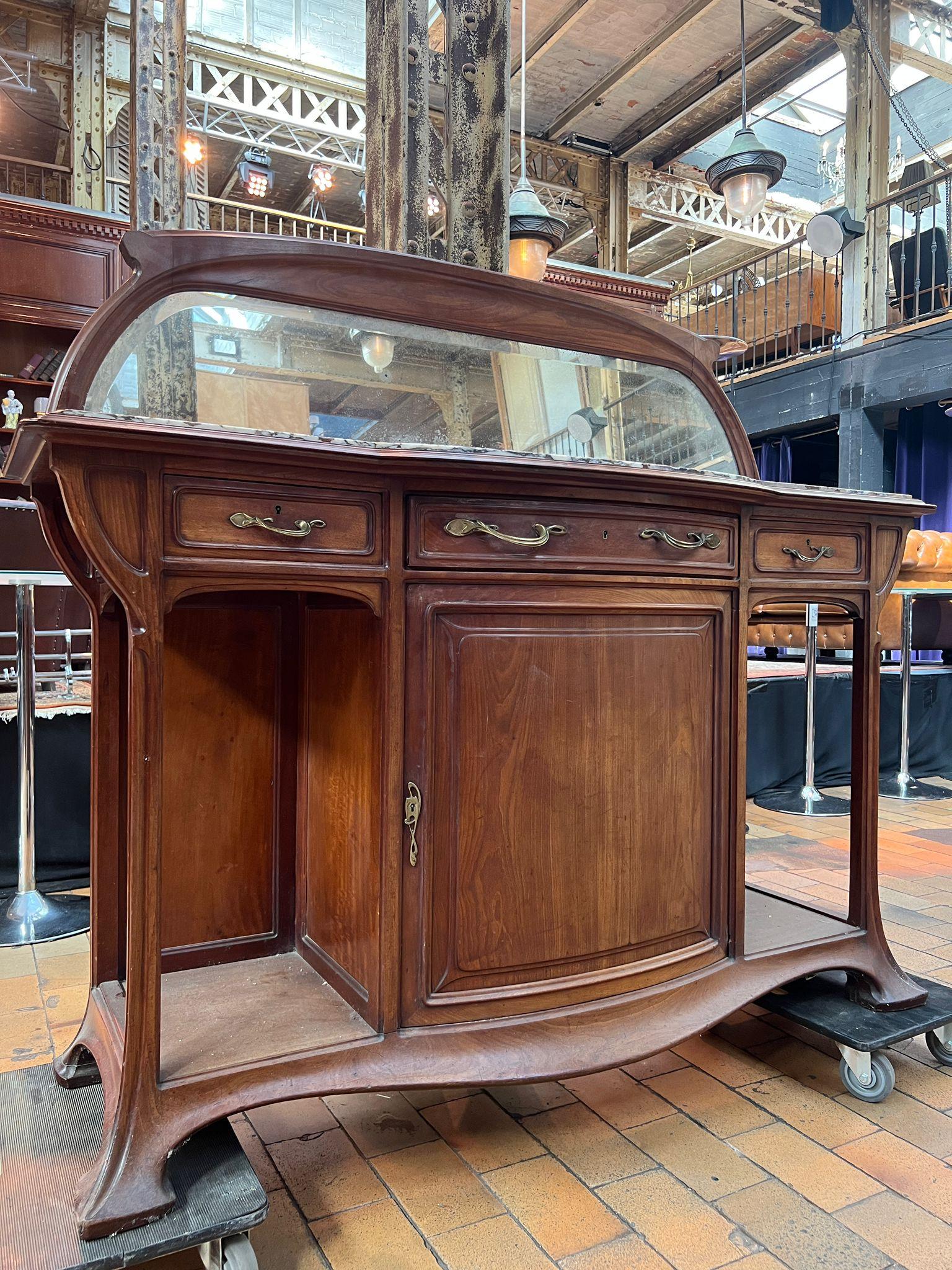 French Art Nouveau Walnut Sideboard with Marble Top and Mirror, circa 1900 For Sale 1
