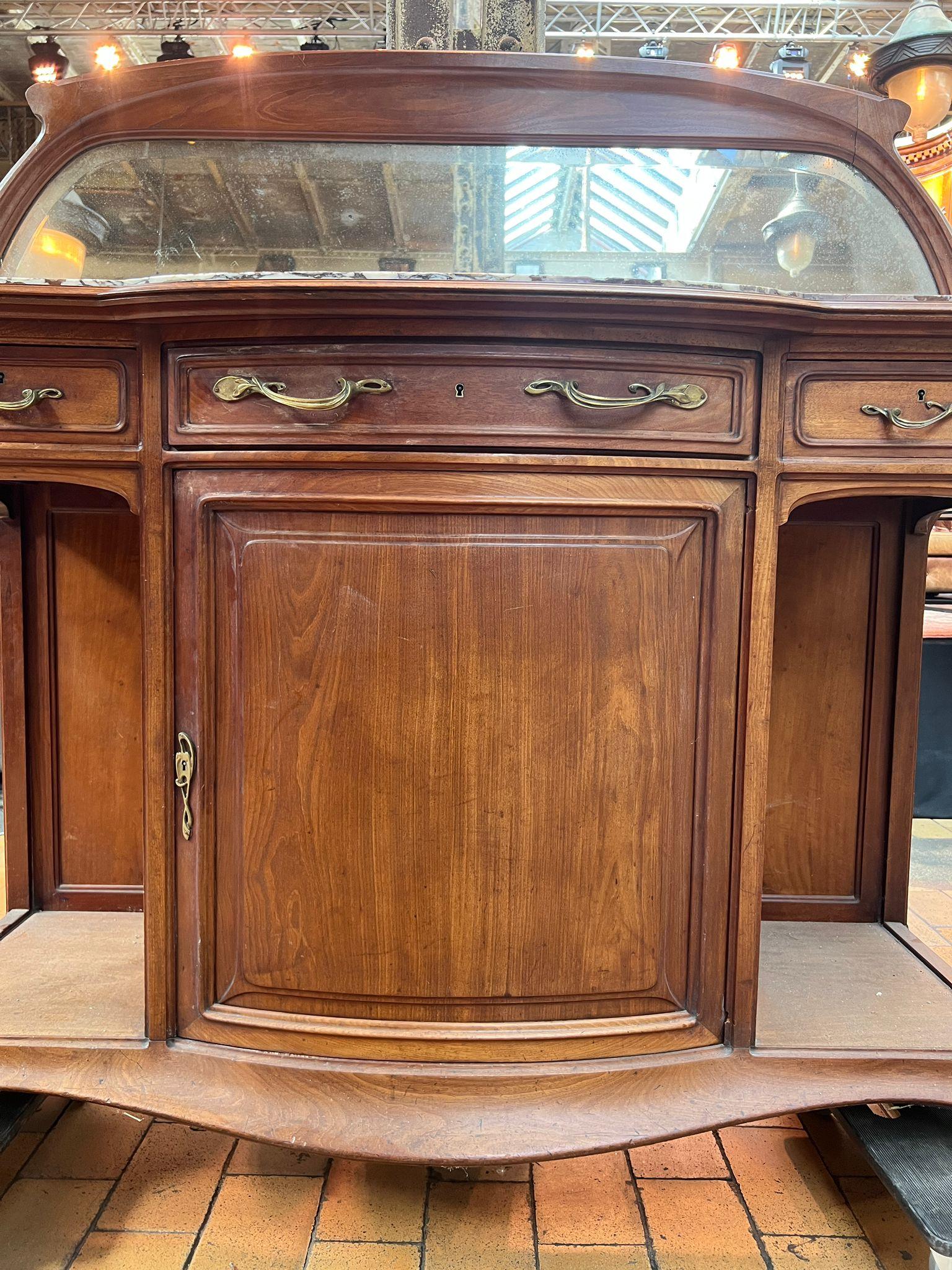 French Art Nouveau Walnut Sideboard with Marble Top and Mirror, circa 1900 For Sale 3