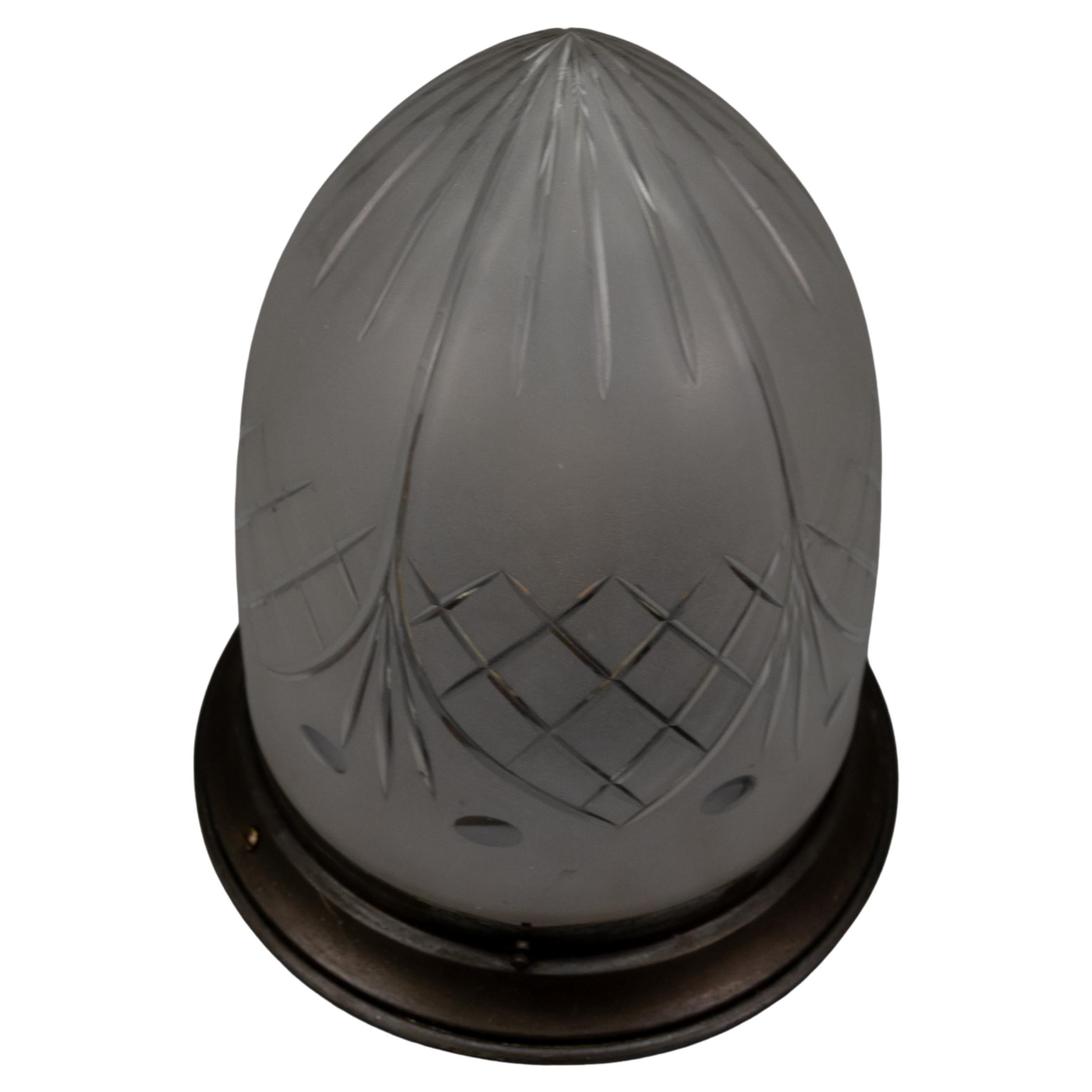 Plafonnier en métal et verre blanc dépoli de style Art Nouveau, années 1920 en vente