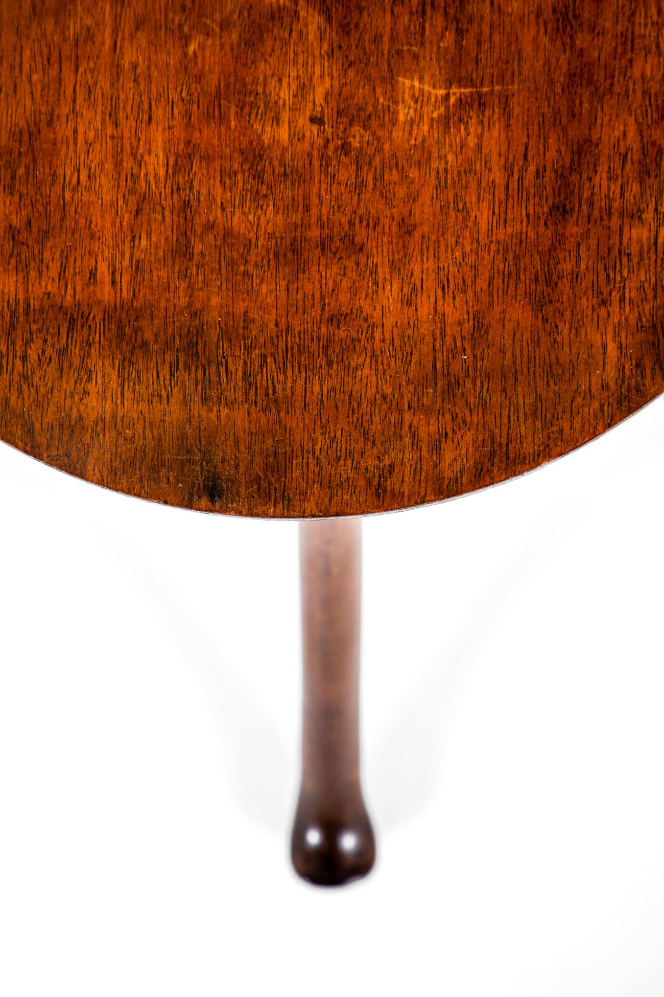 Table à vin Art Nouveau en vente 1