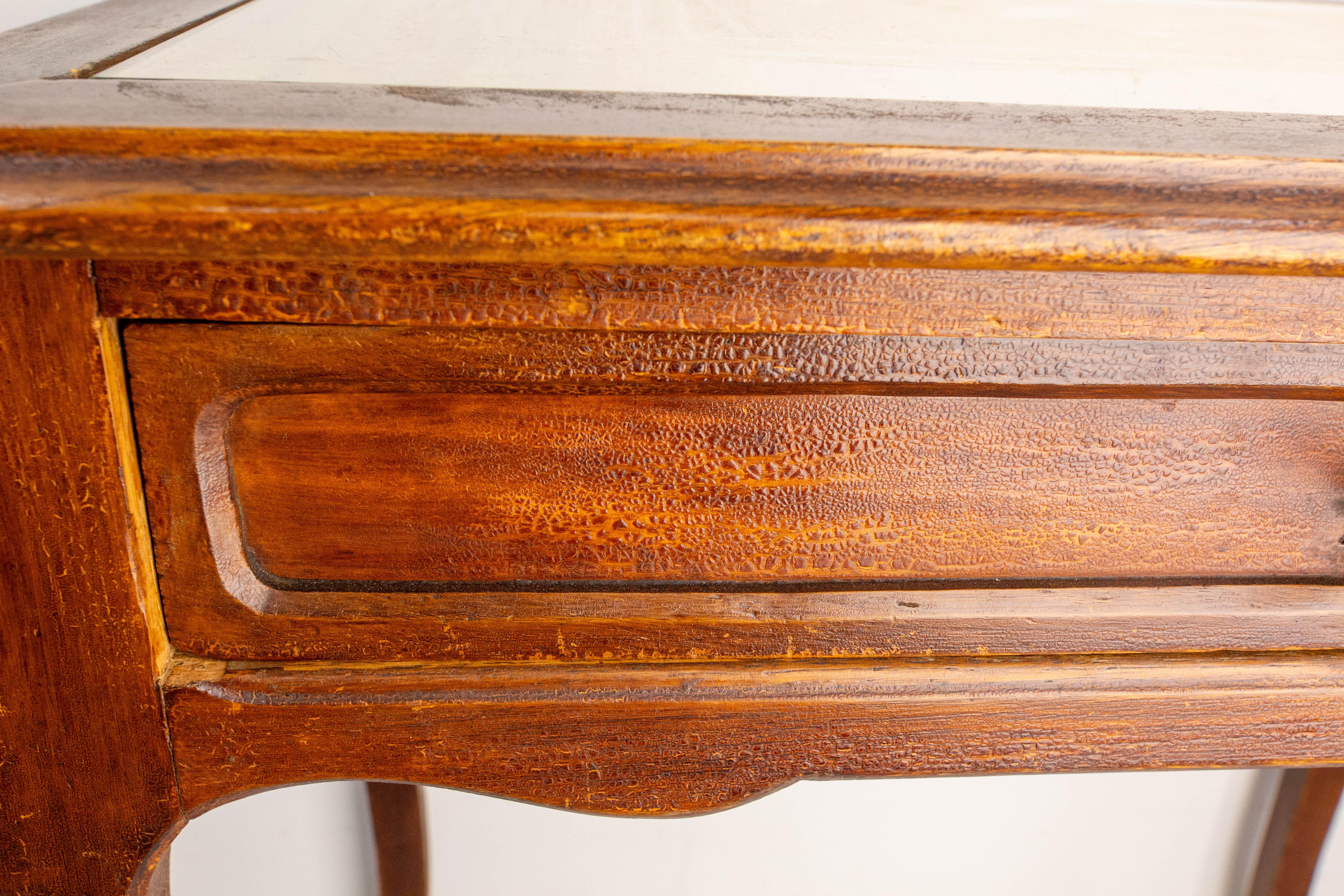 Französischer Jugendstil-Schreibtisch aus Holz mit Glasplatte und einer Schublade, um 1920 im Angebot 6