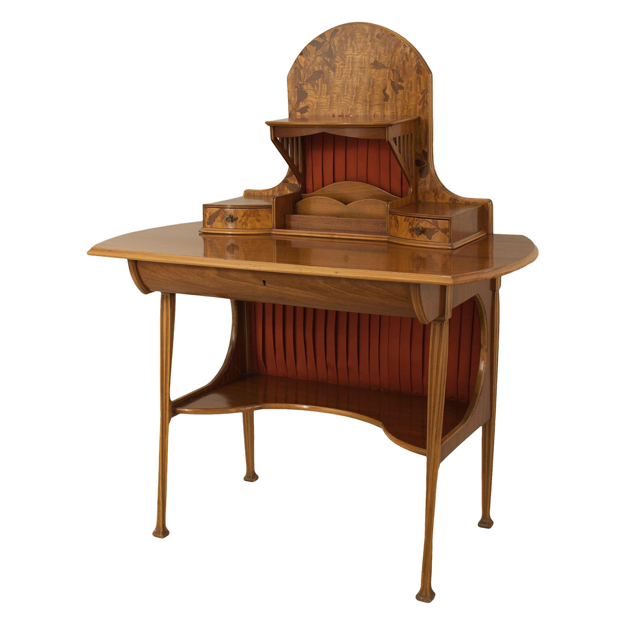 French Art Nouveau Walnut Dressing Table (Manner of Majorelle)