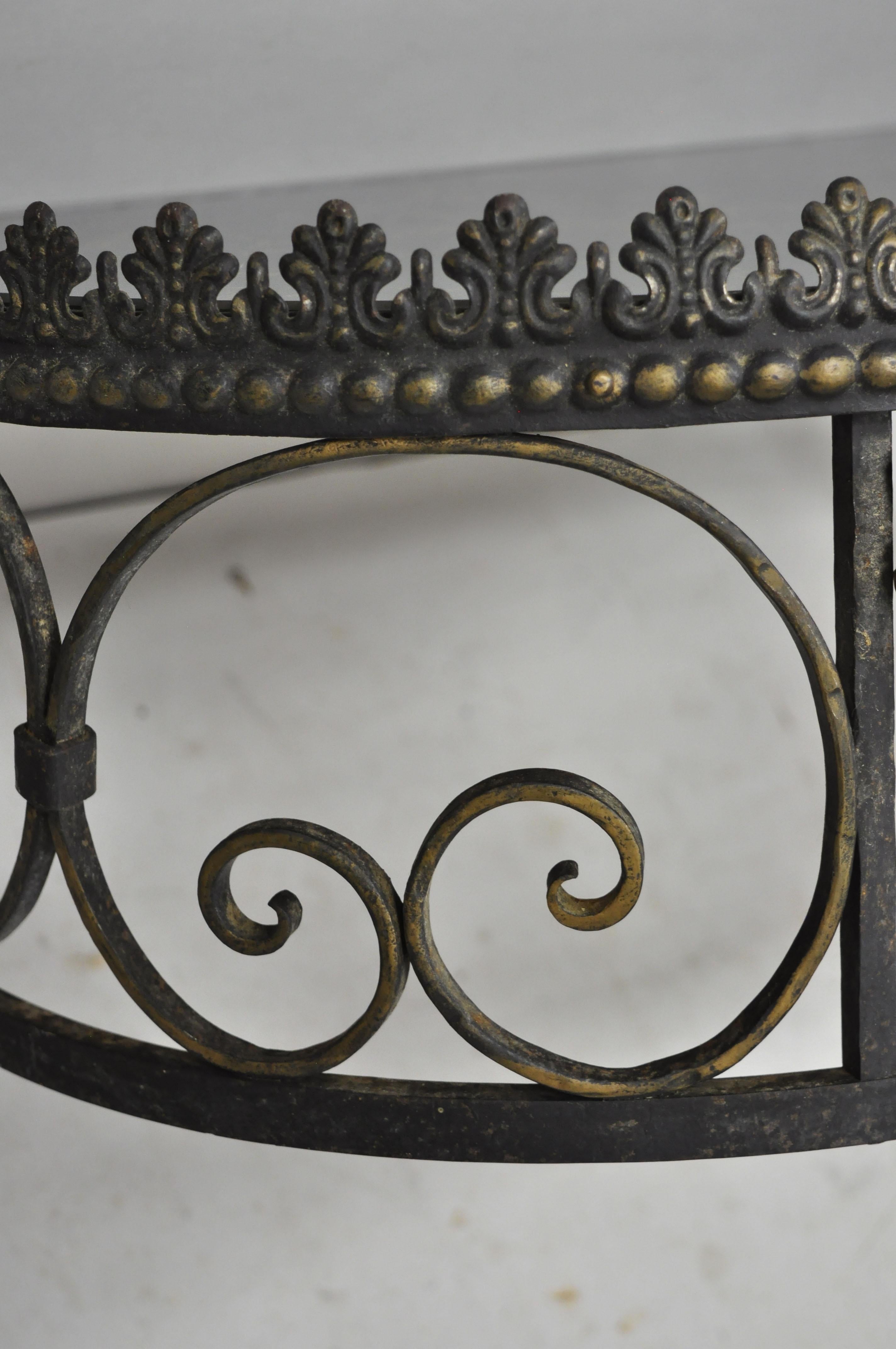 Wandkonsolentisch aus Schmiedeeisen mit Weinreben-Ahorn-Blatt, im Art nouveau-Stil im Angebot 1
