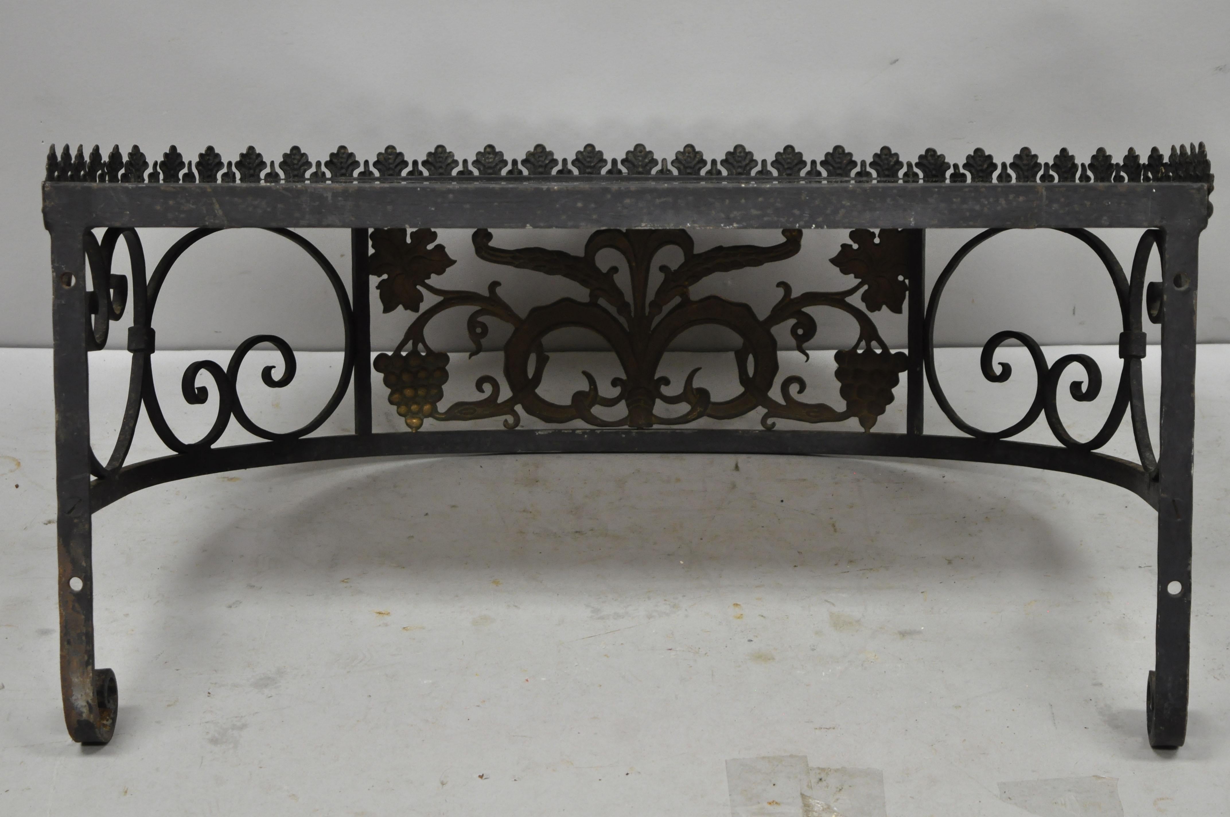 French Art Nouveau Wrought Iron Grapevine Maple Leaf Wall Mounted Console Table For Sale 1