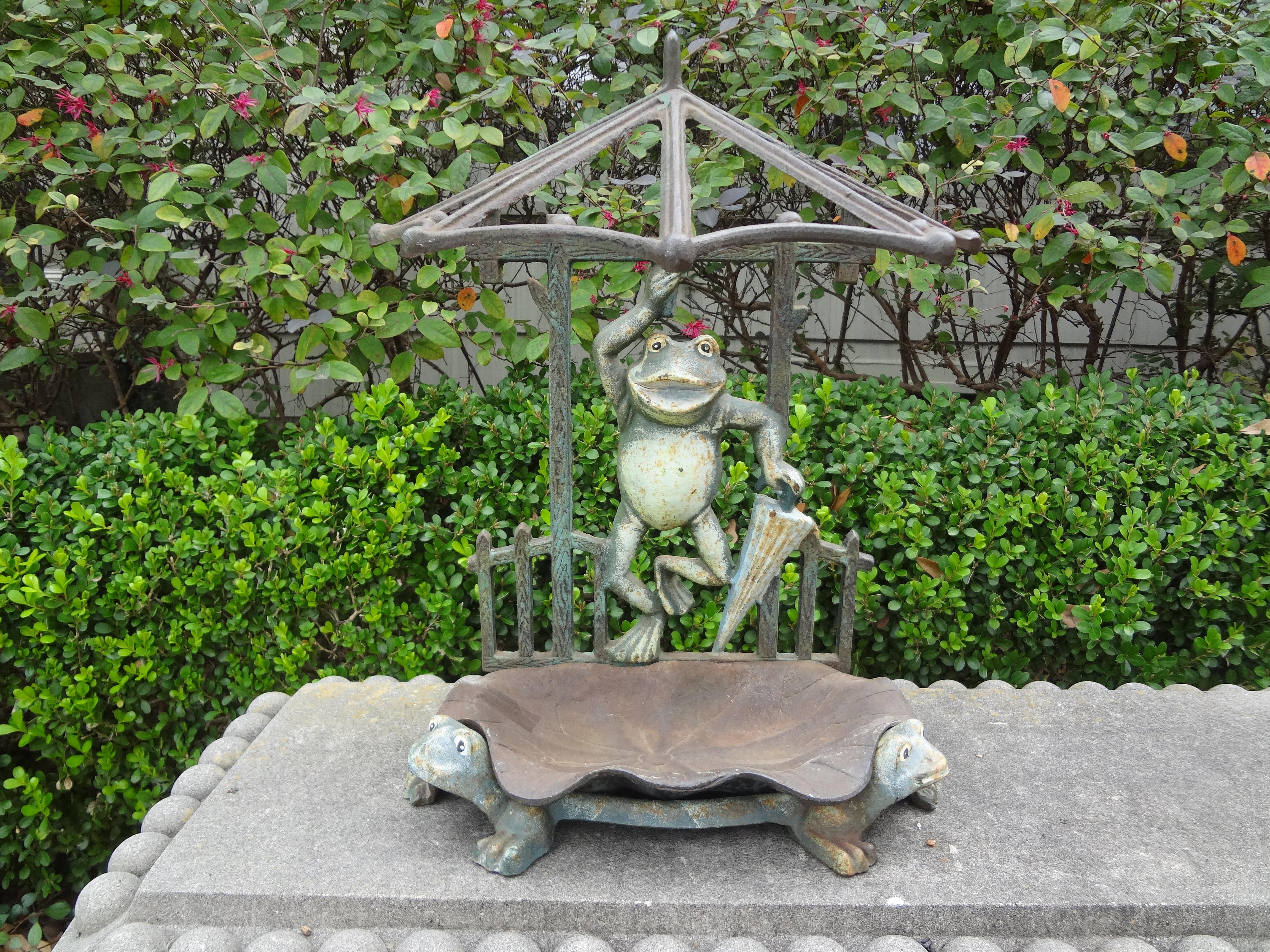 French Art Nouveau Iron Umbrella Stand with Frogs For Sale 3