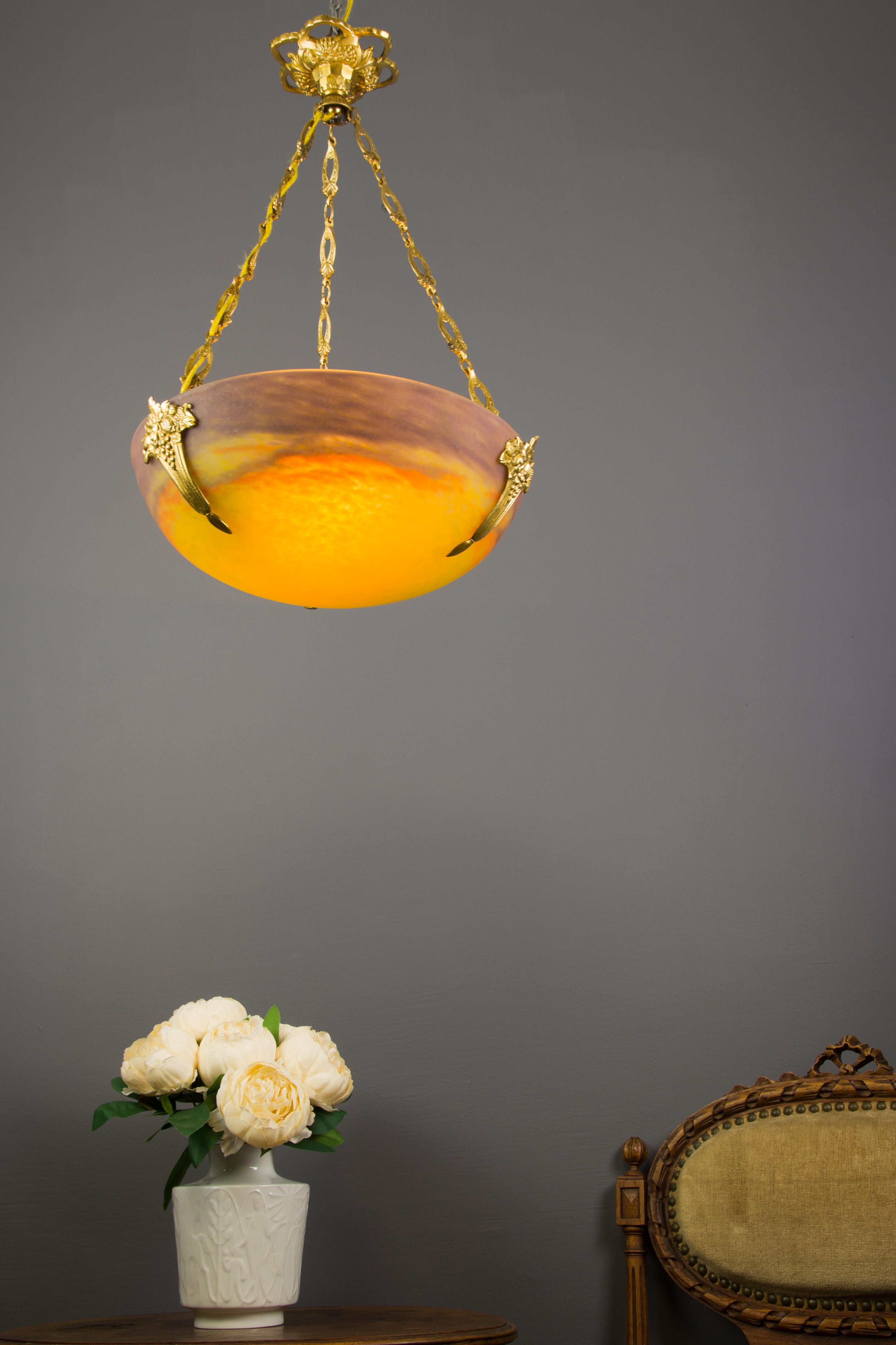 French Art Nouveau Yellow Glass Bowl Pendant Chandelier by Muller Frères, 1920s In Good Condition In Barntrup, DE