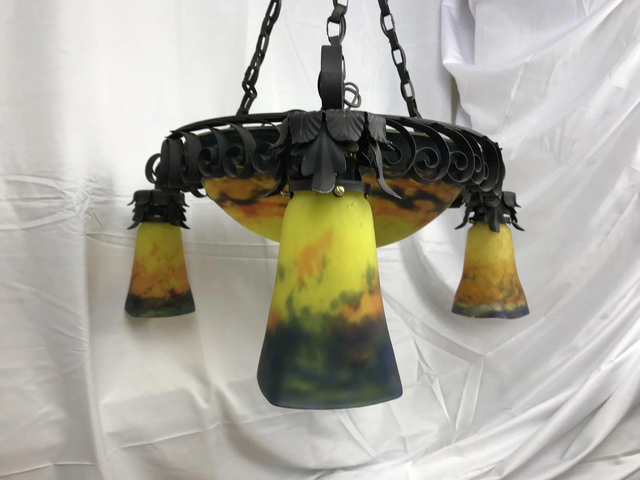 French Art Nouveau Muller Freres Art Glass Pendant Chandelier Hanging Lamp In Good Condition For Sale In Portland, OR