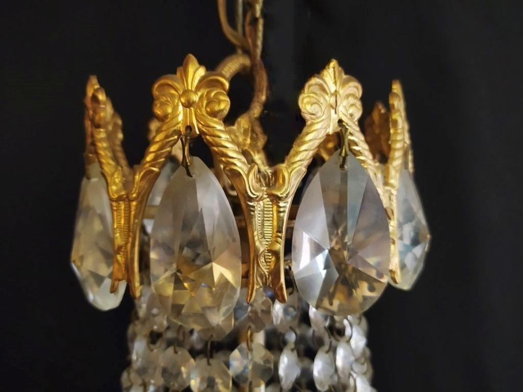 Lustre à huit lumières en bronze et cristal Art Déco français, années 1930 en vente 2