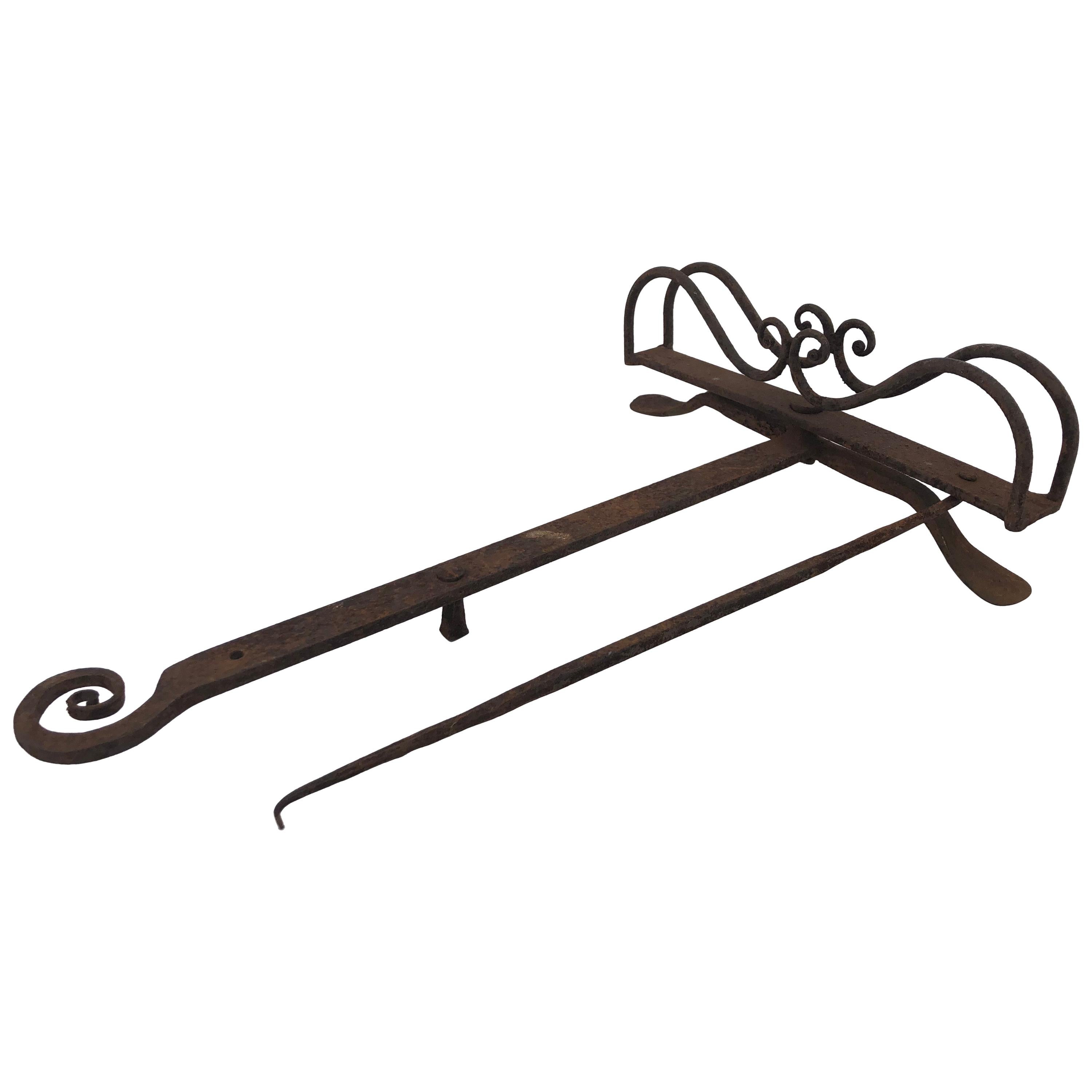 French Articulated Hand-Wrought Iron Fireplace Bread Toaster, 1800s For Sale