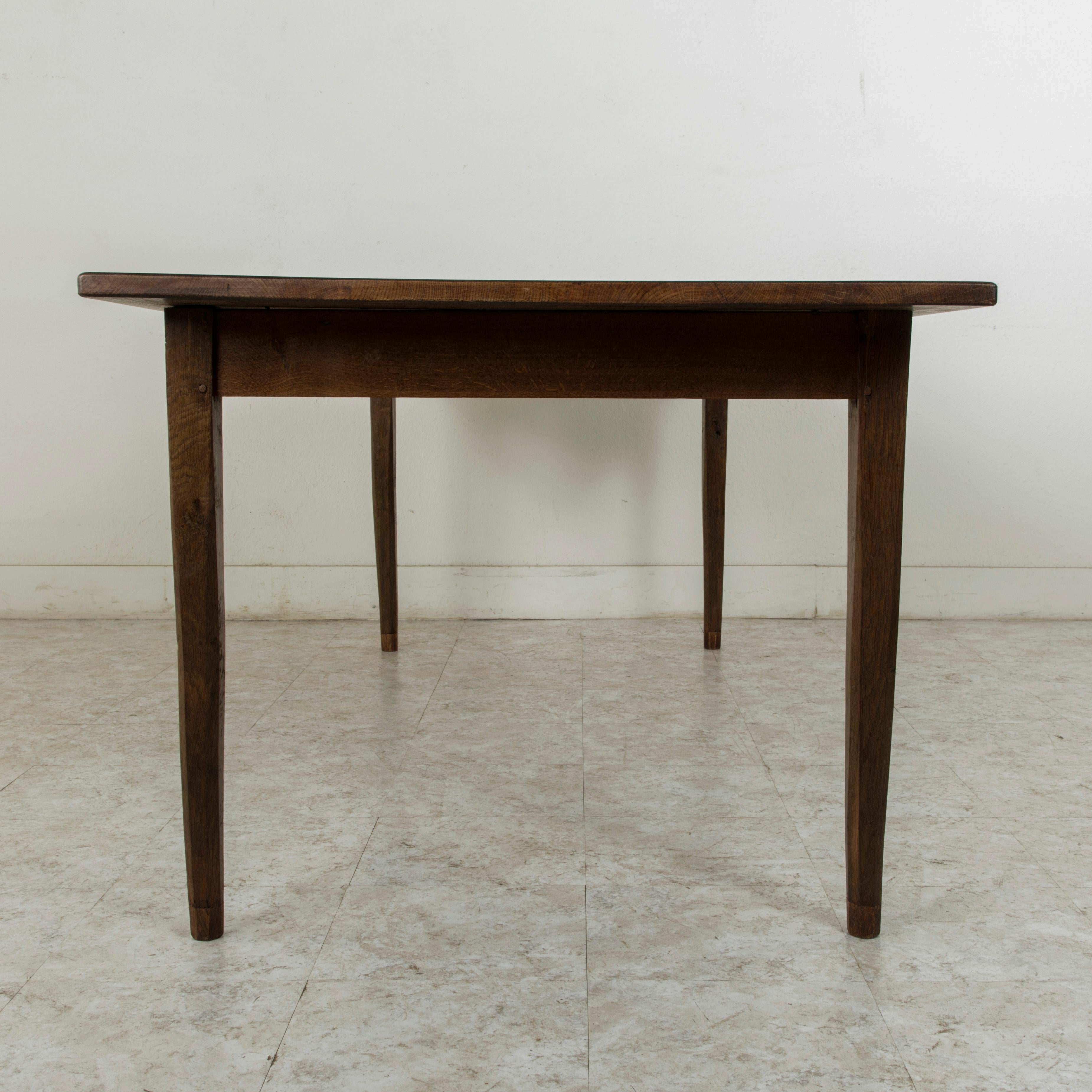 French Artisan Made Oak Farm Table or Dining Table with Single-Drawer circa 1900 1