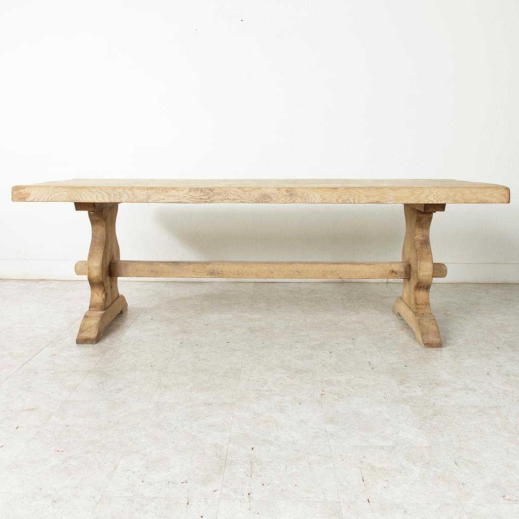 French Artisan-Made Oak Monastery Table, Farm Table or Dining Table, circa 1900 In Good Condition In Fayetteville, AR