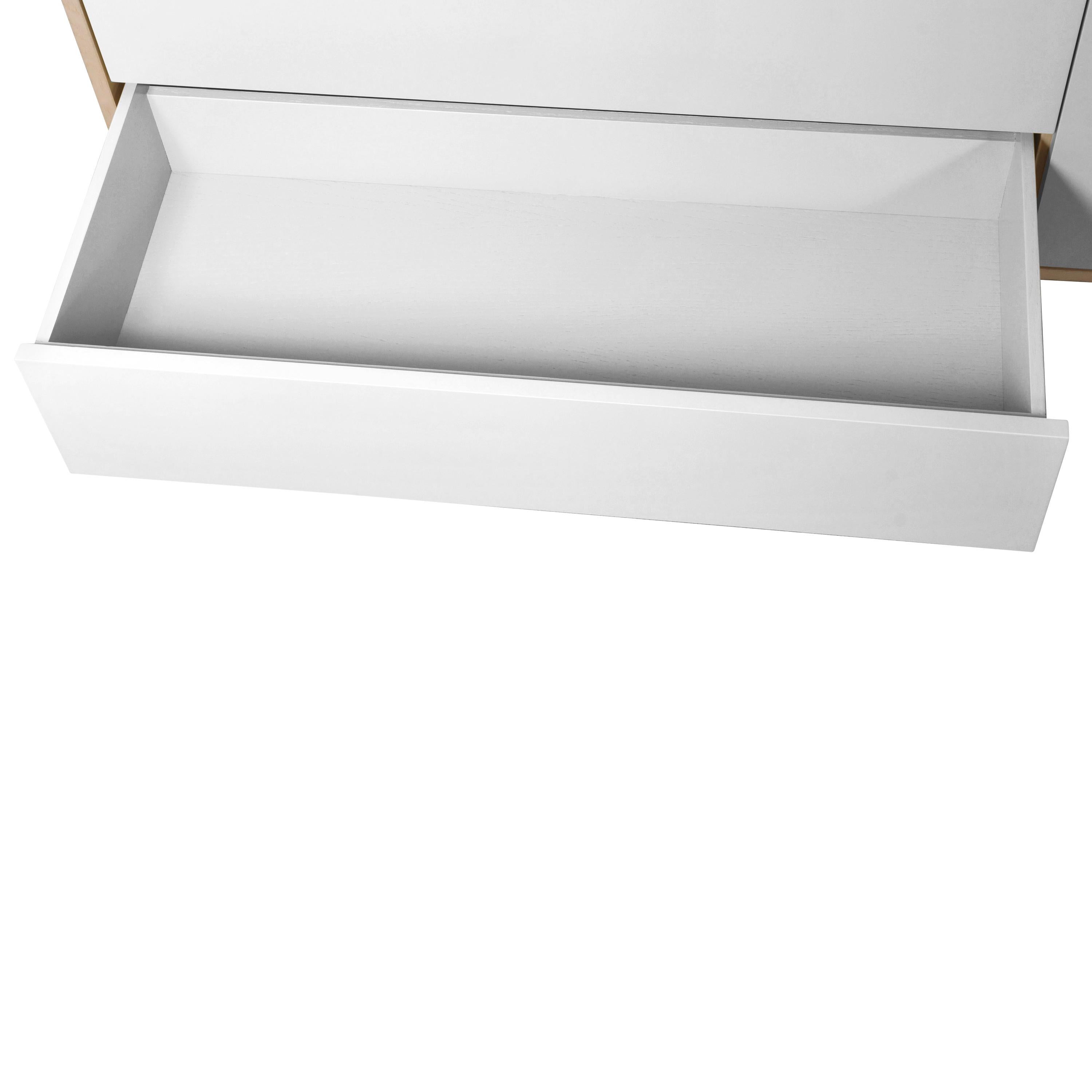 Armario artesanal francés de 1 puerta y 3 cajones de madera blanca, diseño de E. Gizard, París en venta 2