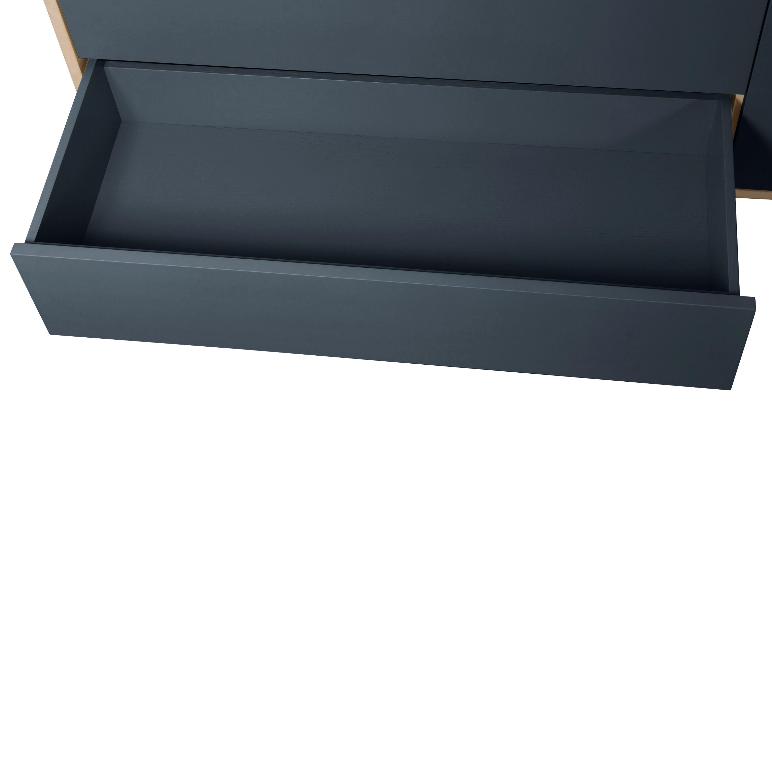 Aparador alto de madera artesanal francés azul oscuro de 3 cajones de Eric Gizard, París Madera en venta