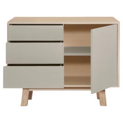 Armario bajo de madera de diseño artesanal francés de 1 puerta y 3 cajones gris claro