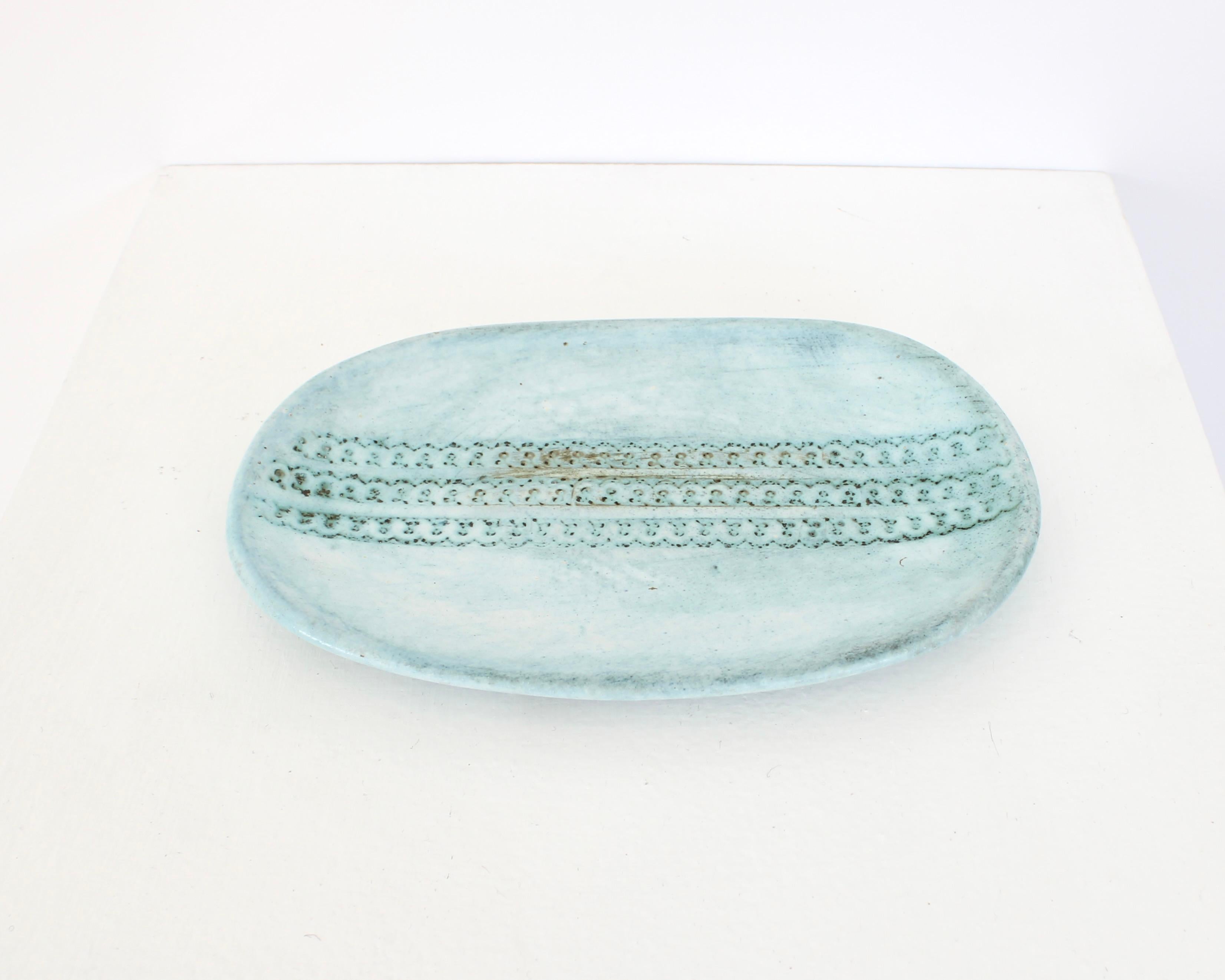 Mid-20th Century French Artists Michelle and Jacques Serre 2 Potiers Deux Potiers Ceramic Dish For Sale
