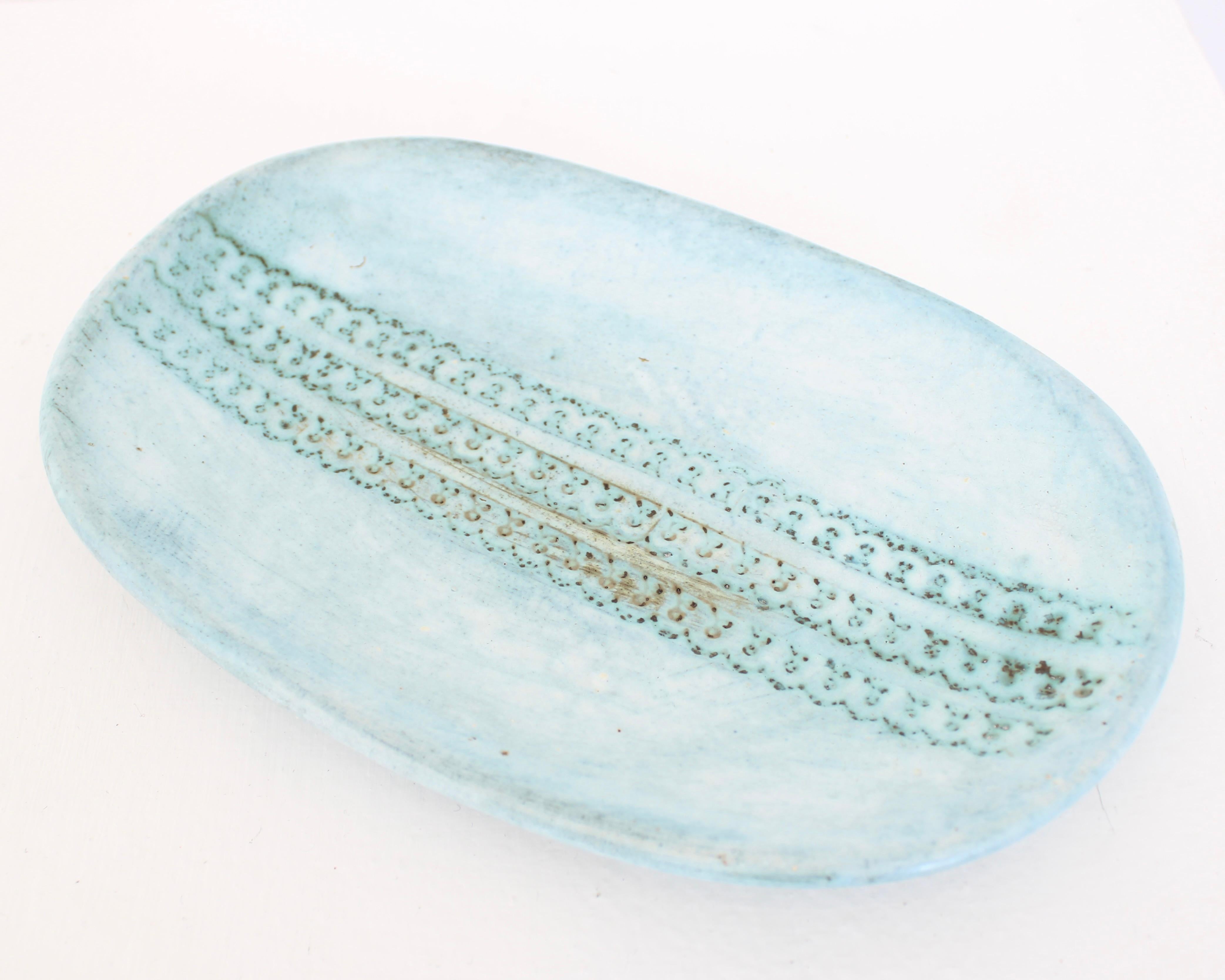 French Artists Michelle and Jacques Serre 2 Potiers Deux Potiers Ceramic Dish For Sale 1