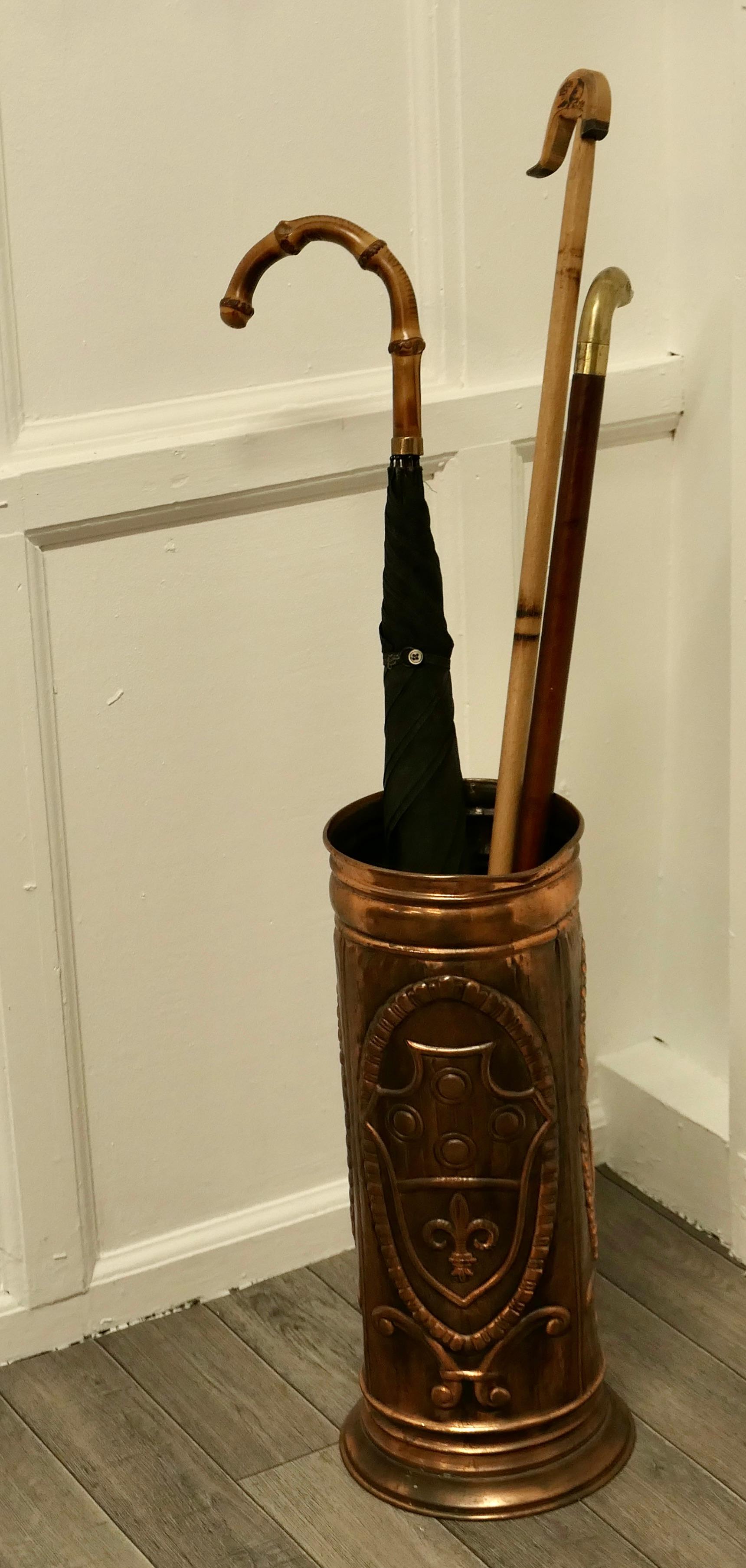 French Arts and Crafts Embossed Copper Stick Stand, Umbrella Stand In Good Condition In Chillerton, Isle of Wight