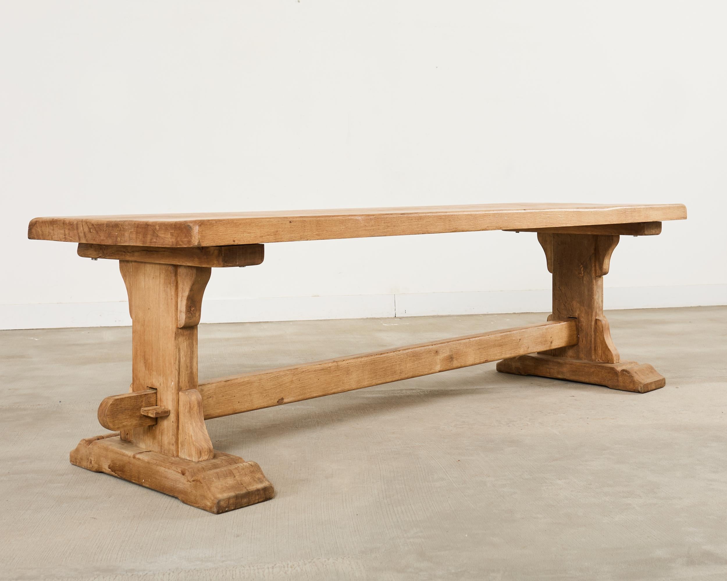 Artesanía Francesa Mesa de Comedor de Caballete de Roble Blanqueado 8 Pies Artes y manualidades en venta