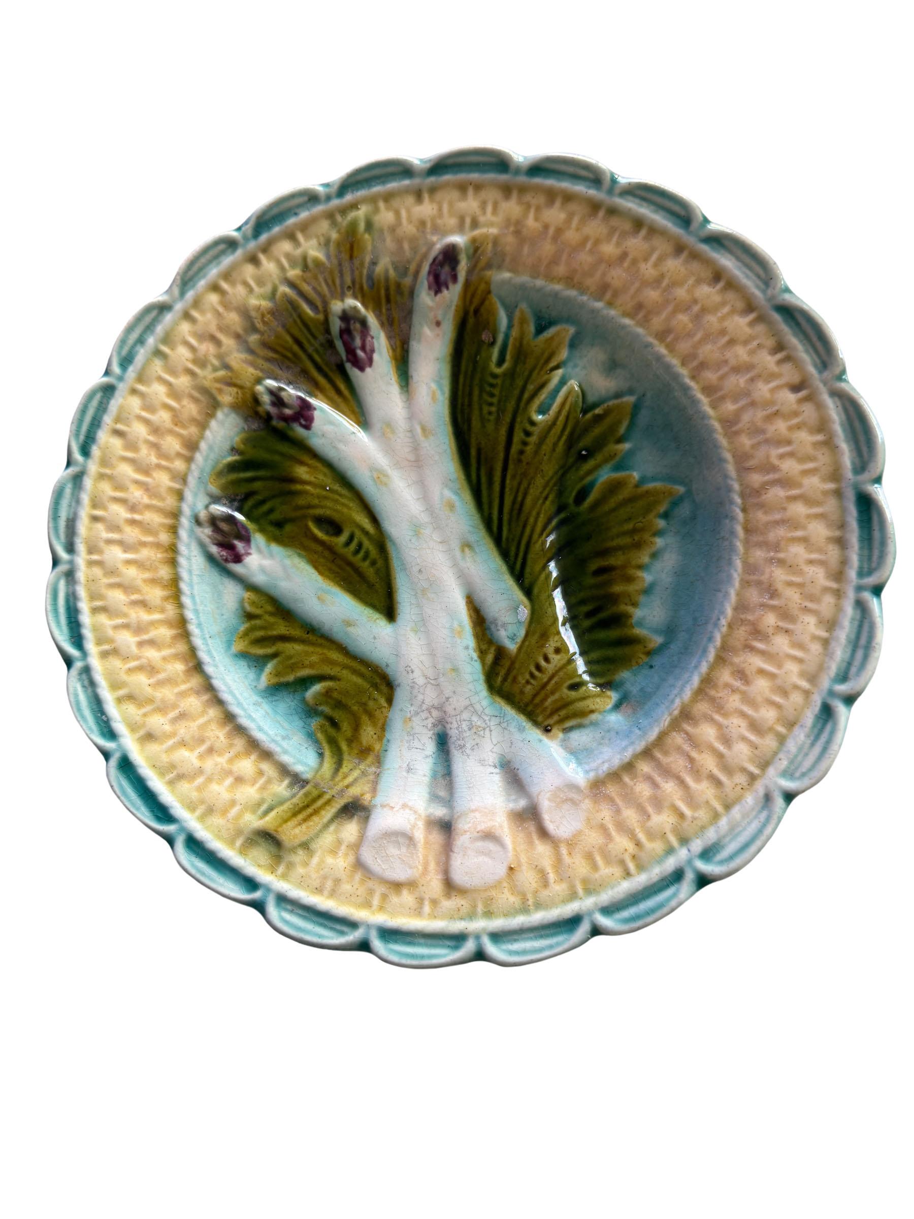 French Asparagus Plate  In Good Condition For Sale In Clearwater, FL