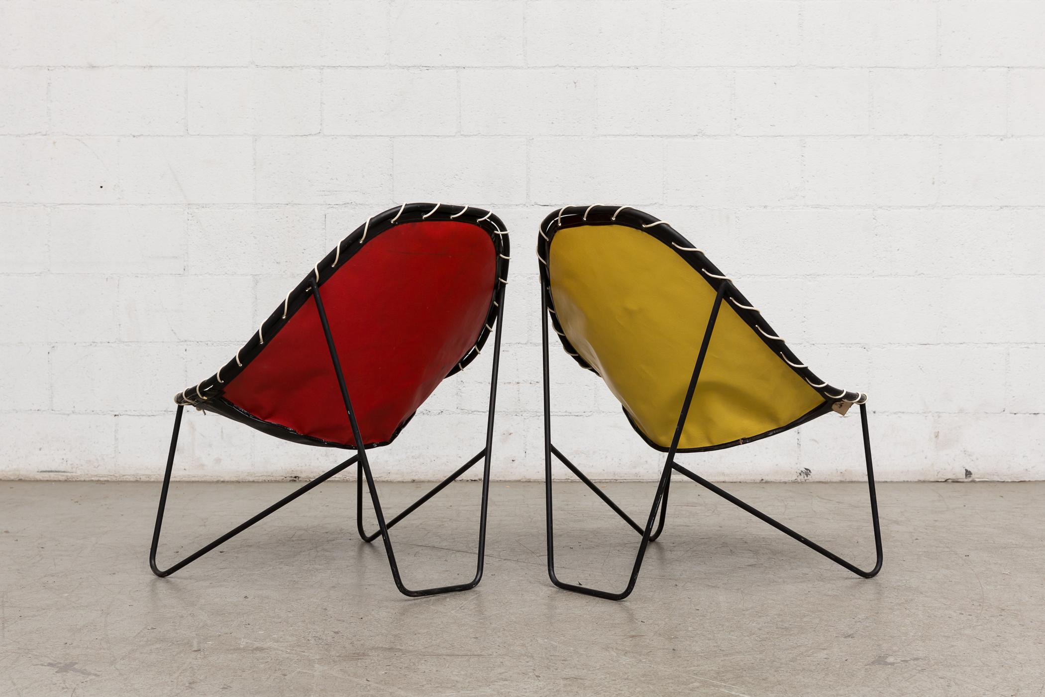French Attributed Pair of Red & Yellow Retro Hoop Chairs with Black Wire Frames In Good Condition For Sale In Los Angeles, CA
