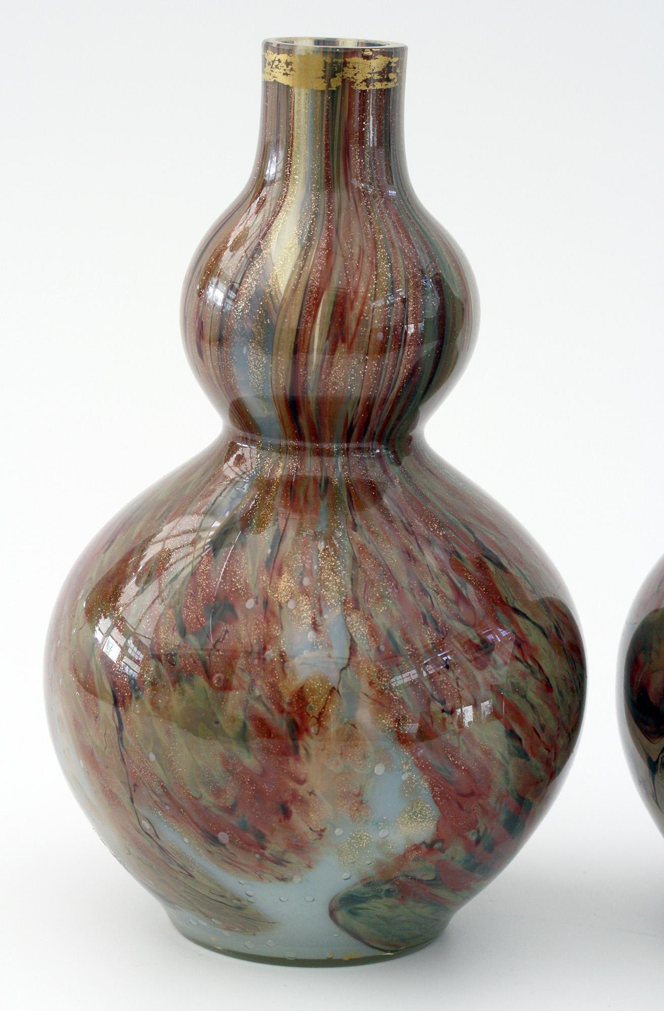 French Attributed Unusual Pair of Double Gourd Art Glass Vases, 19th Century For Sale 3