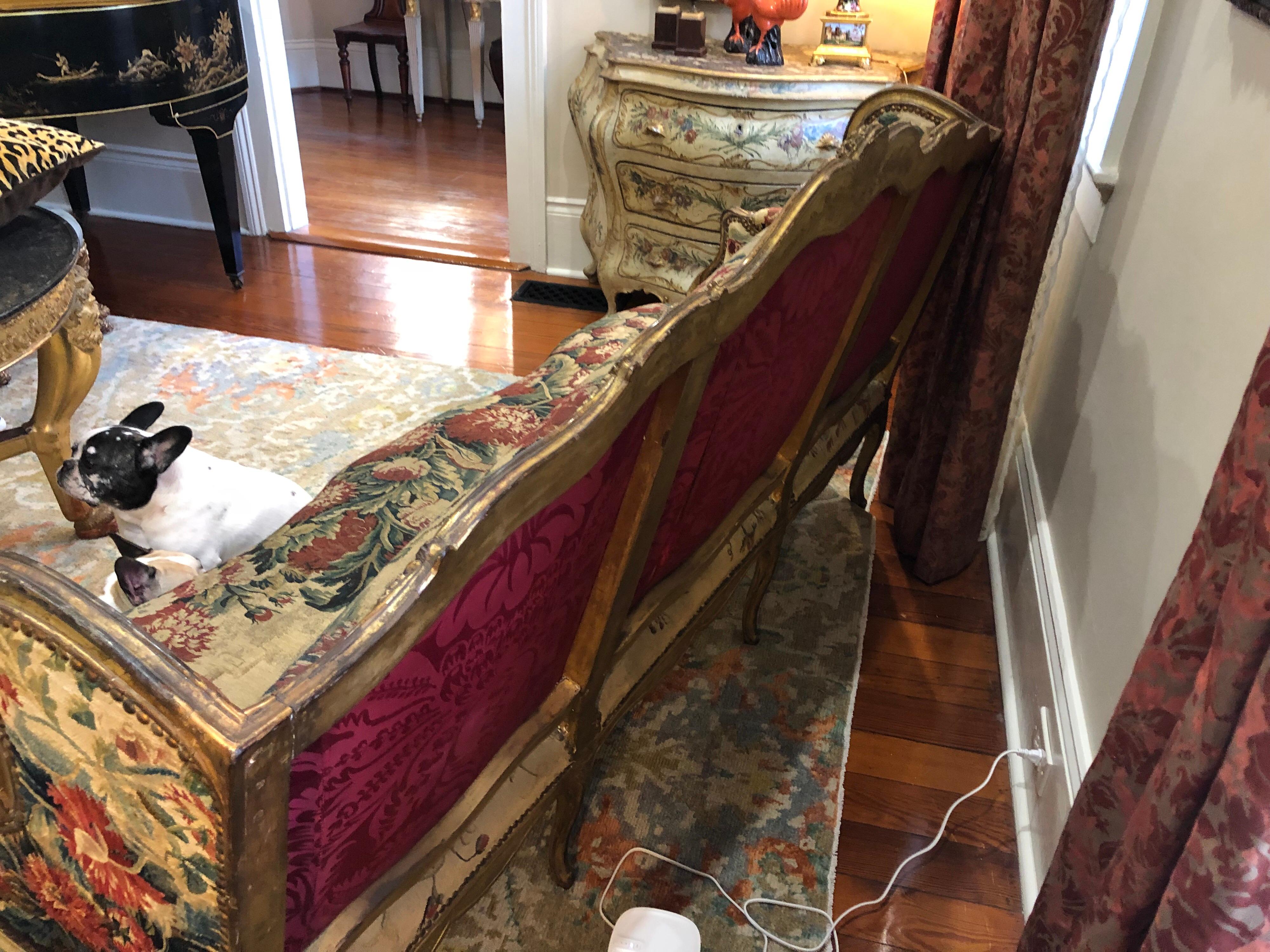 Canapé d'Aubusson français, 18ème siècle en vente 4