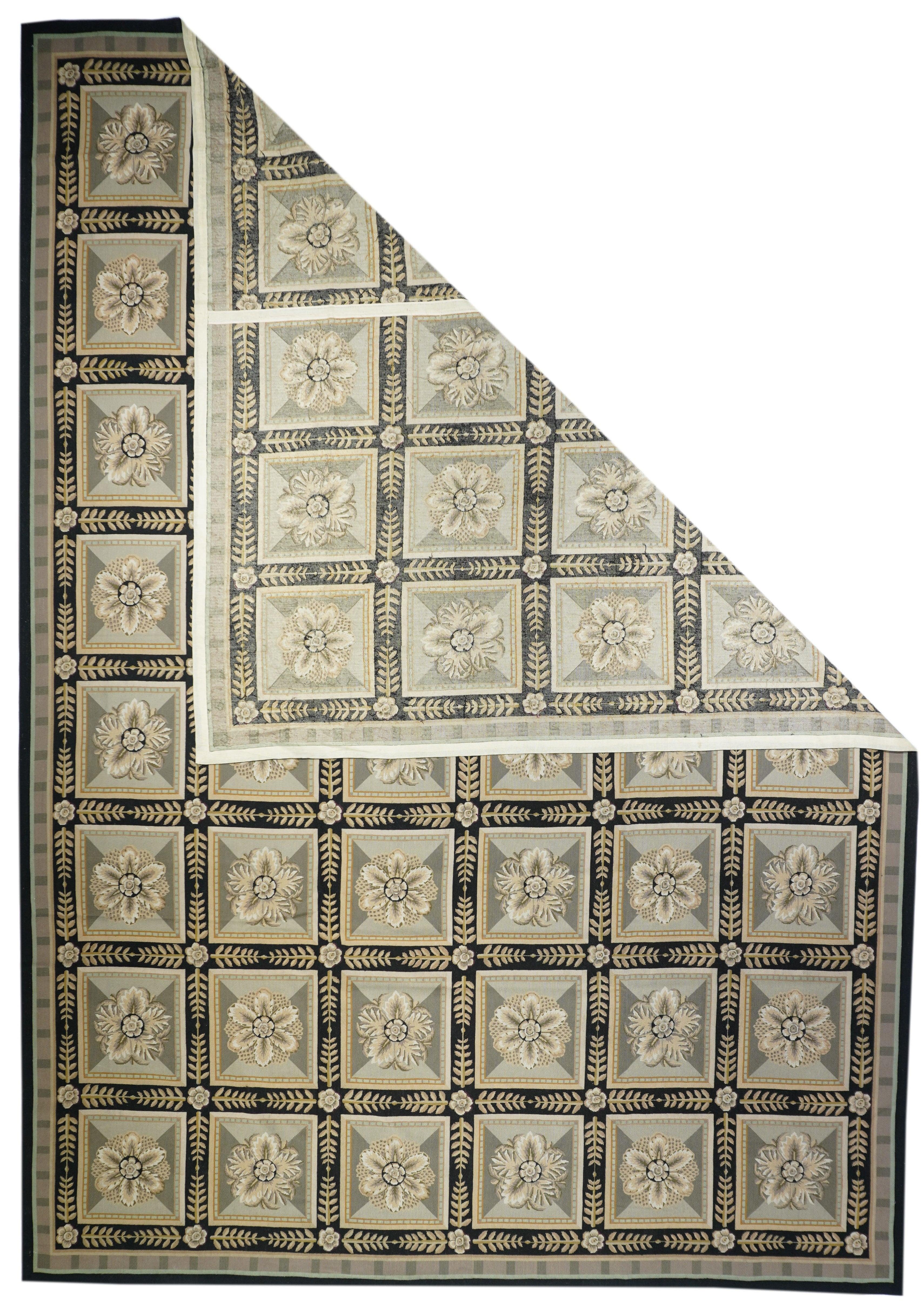 French Aubusson Design Rug 10' x 14' In New Condition For Sale In New York, NY